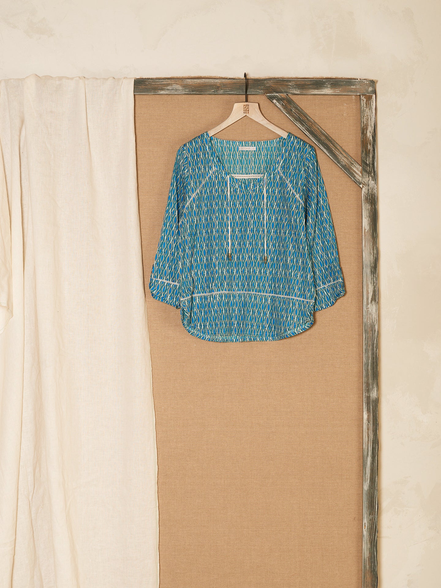 blouse avec col en V