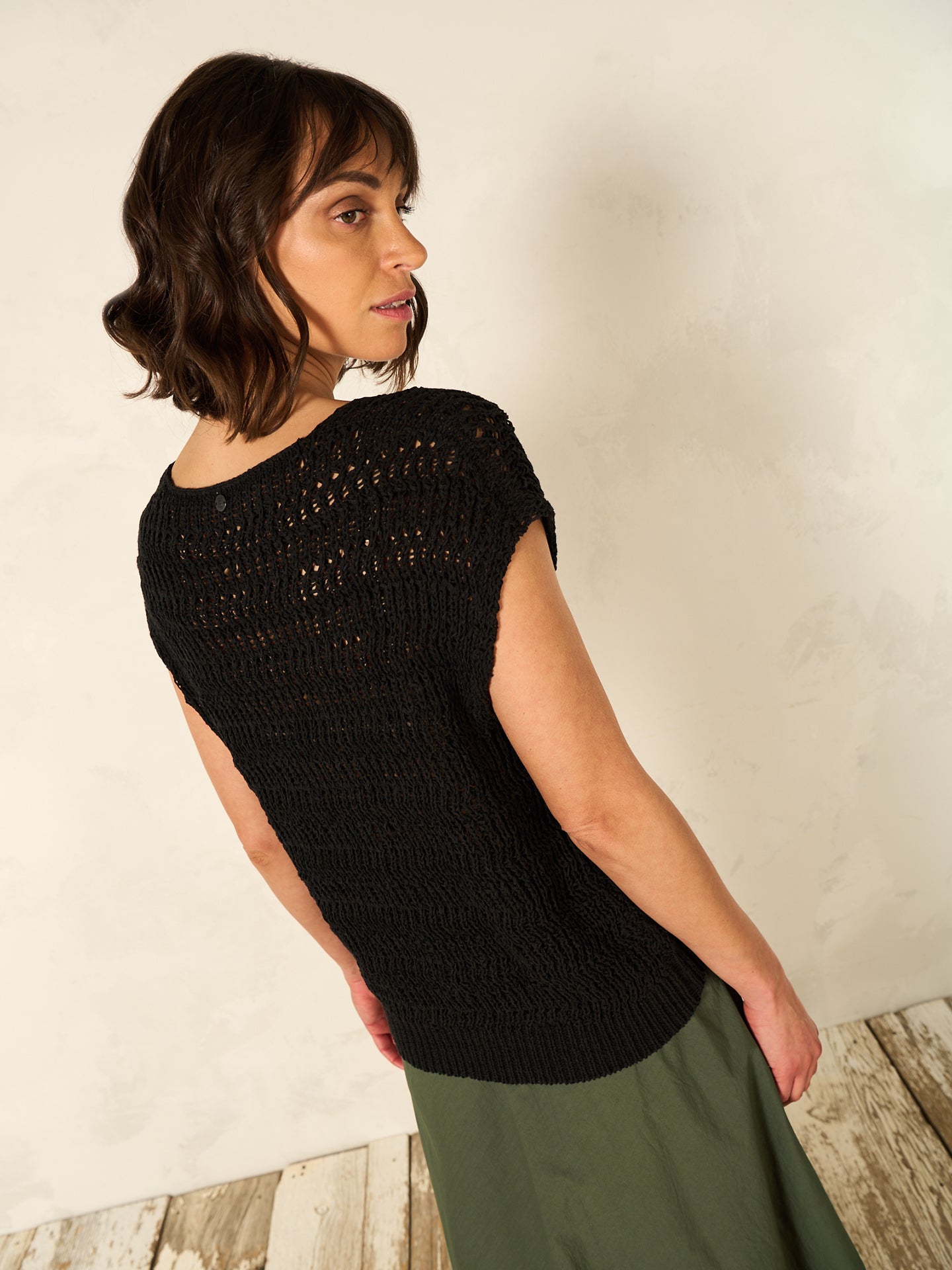 Sweater vest