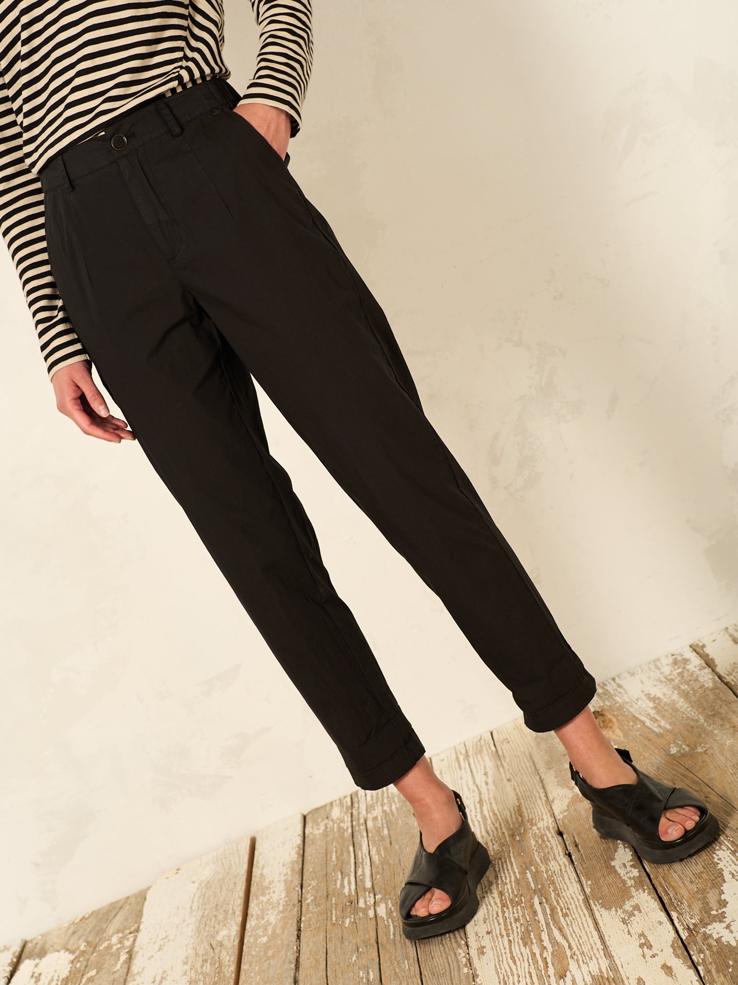 Pantaloni con cintura