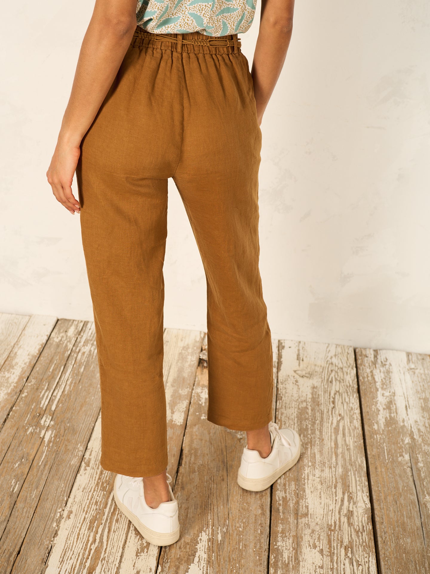 Pantaloni con cintura
