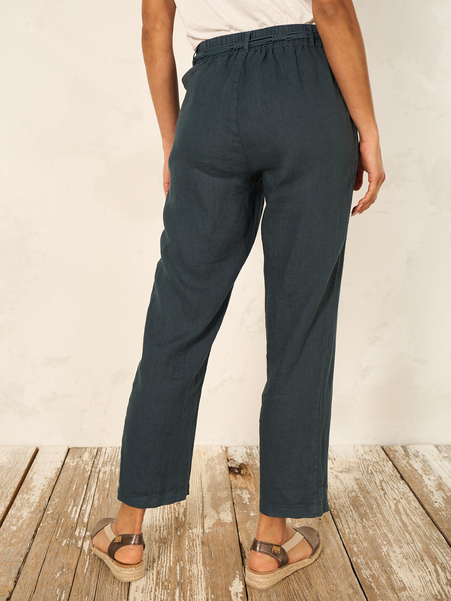 Pantaloni con cintura