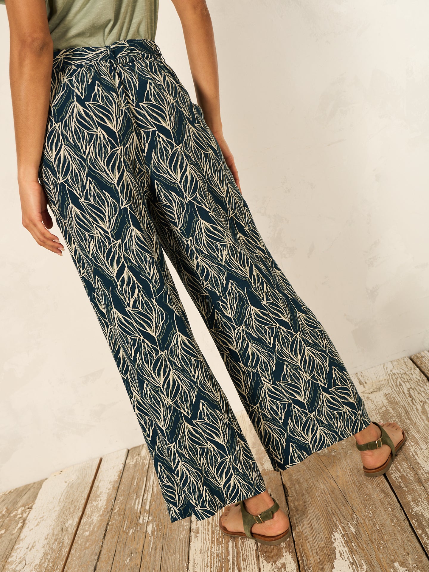 Pantaloni con vita elastica