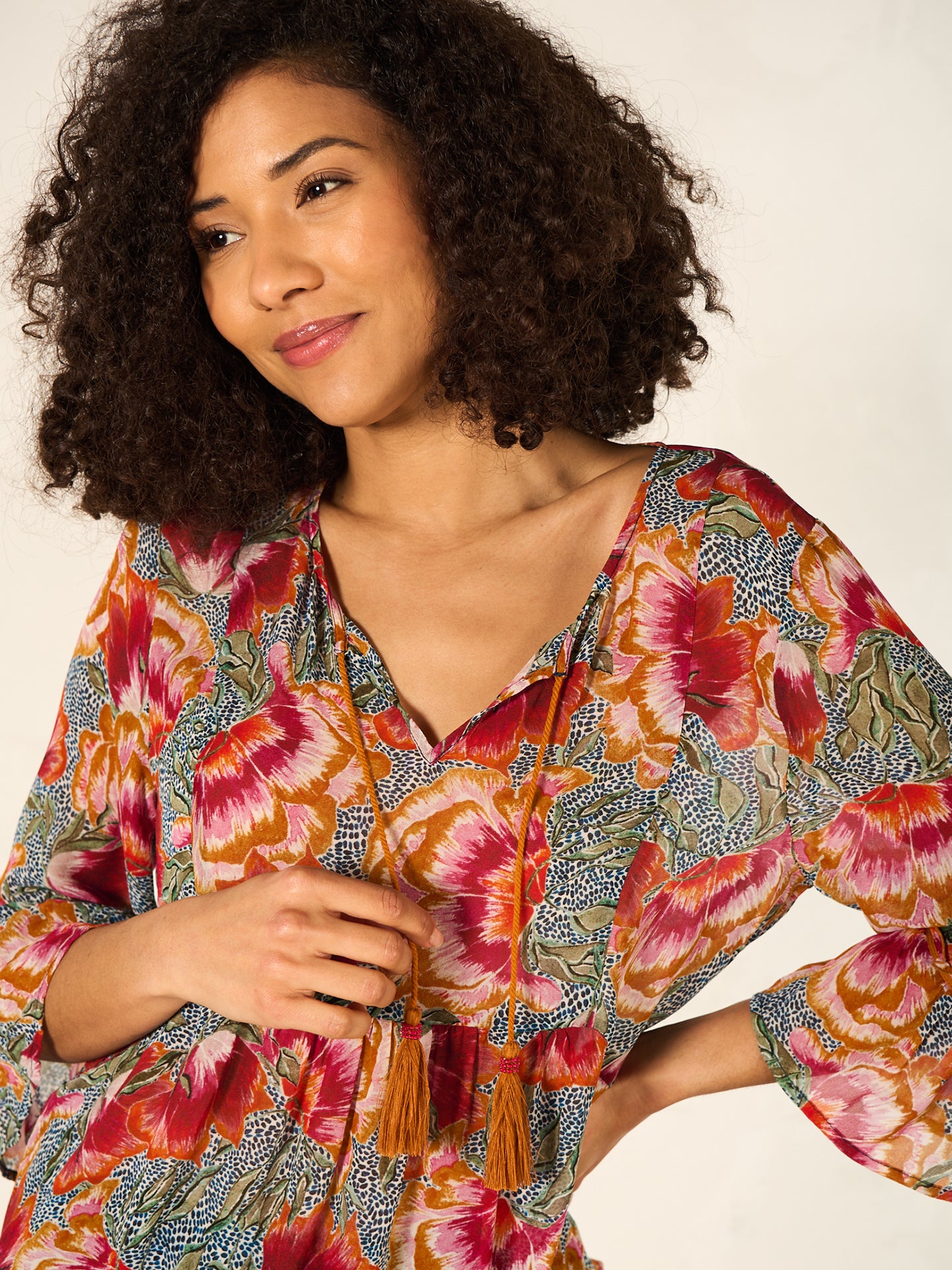 blouse avec détails à volants