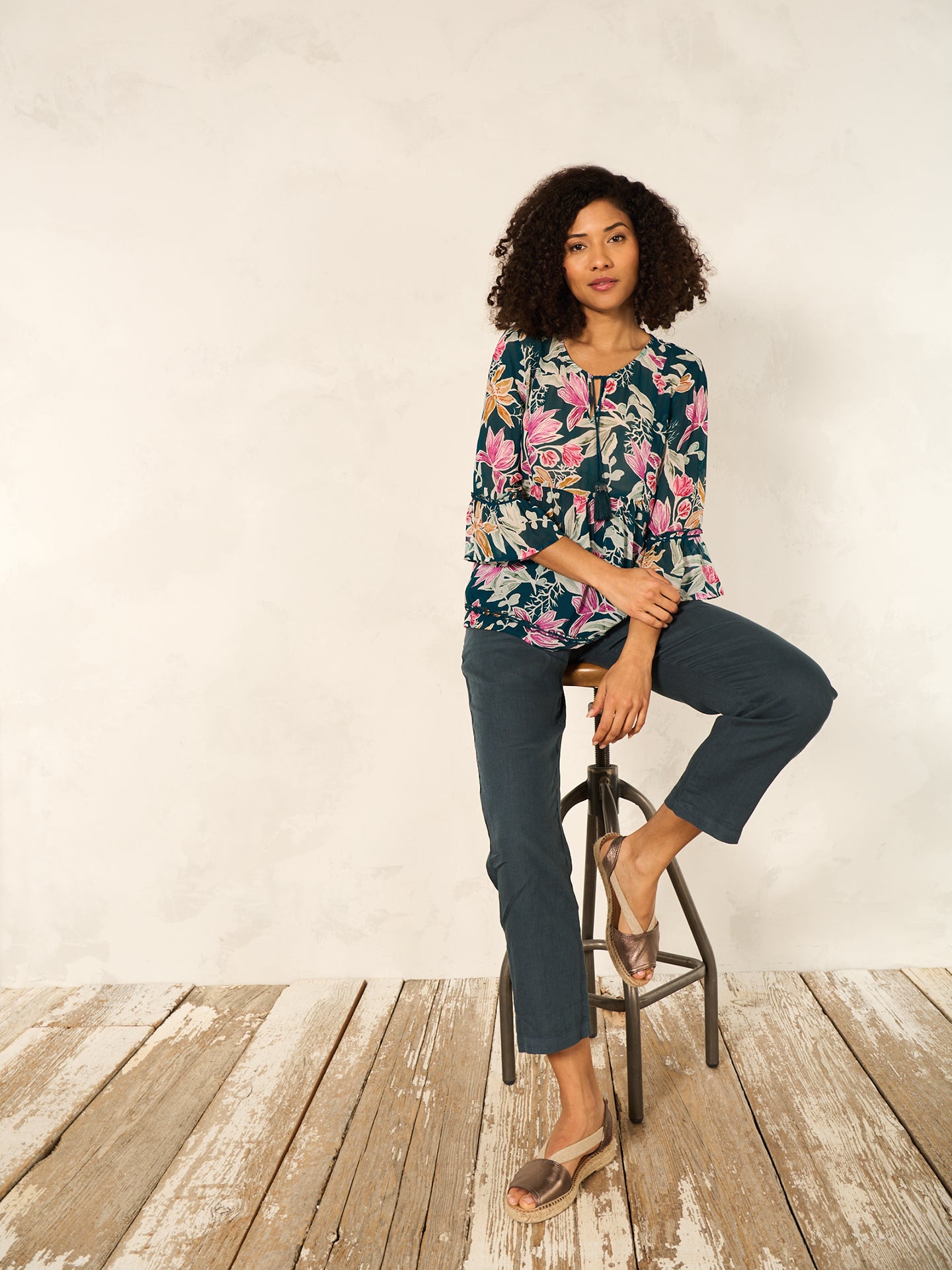 blouse avec détails à volants