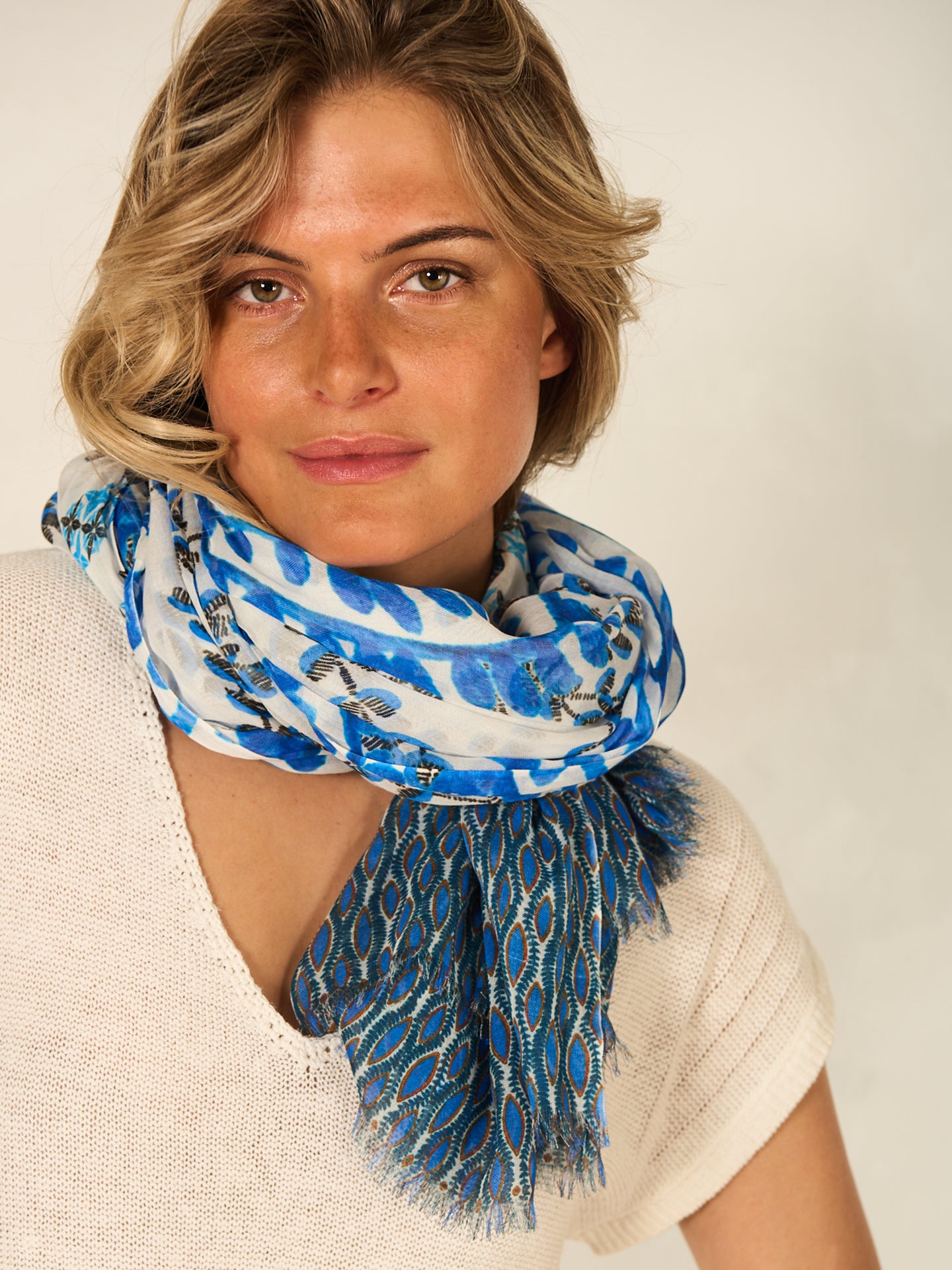 Printed scarf