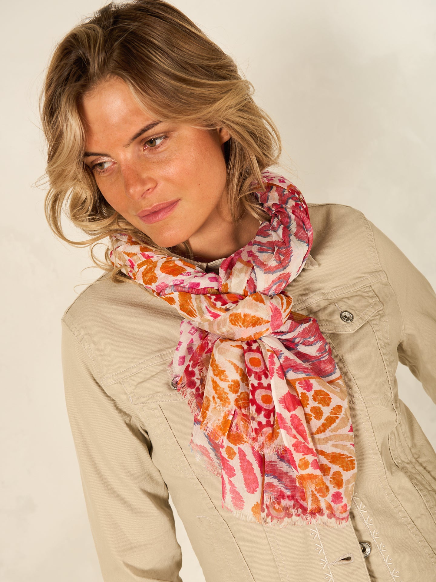 Printed scarf