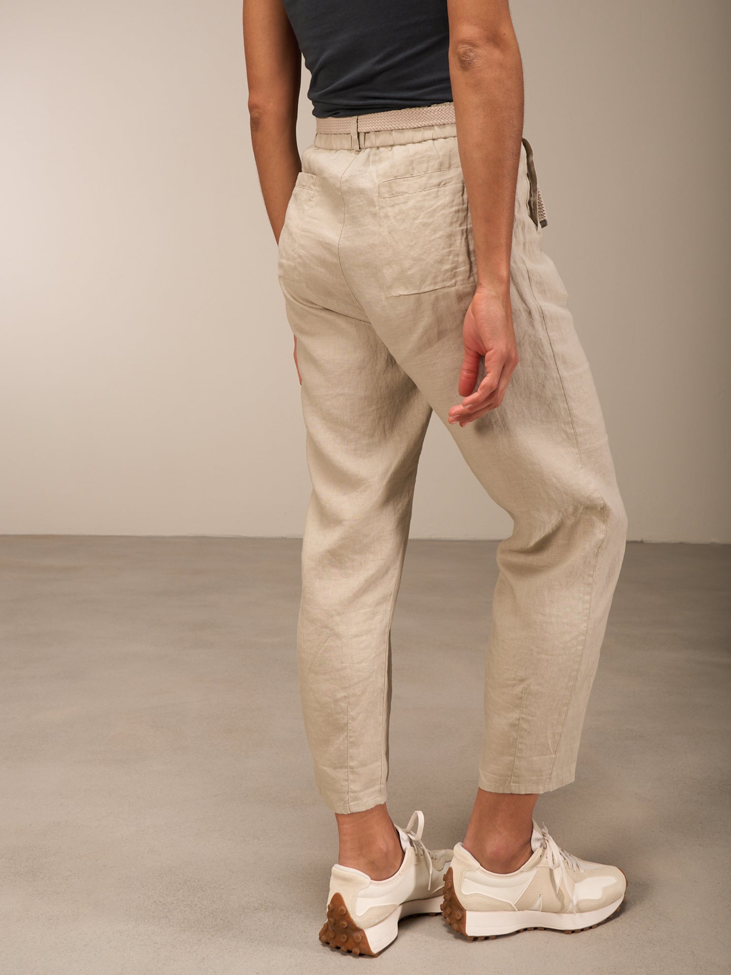 Pants with elastic waistband