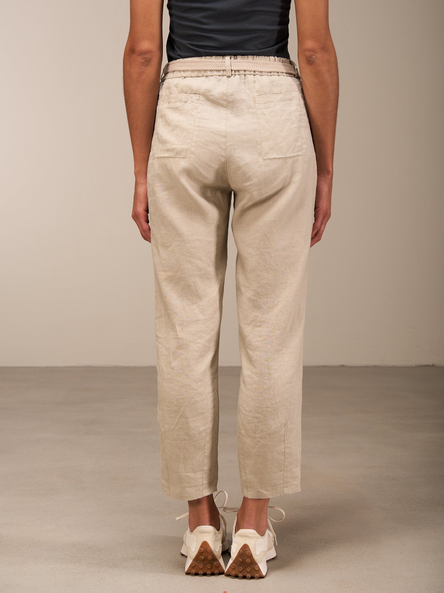 Pants with elastic waistband