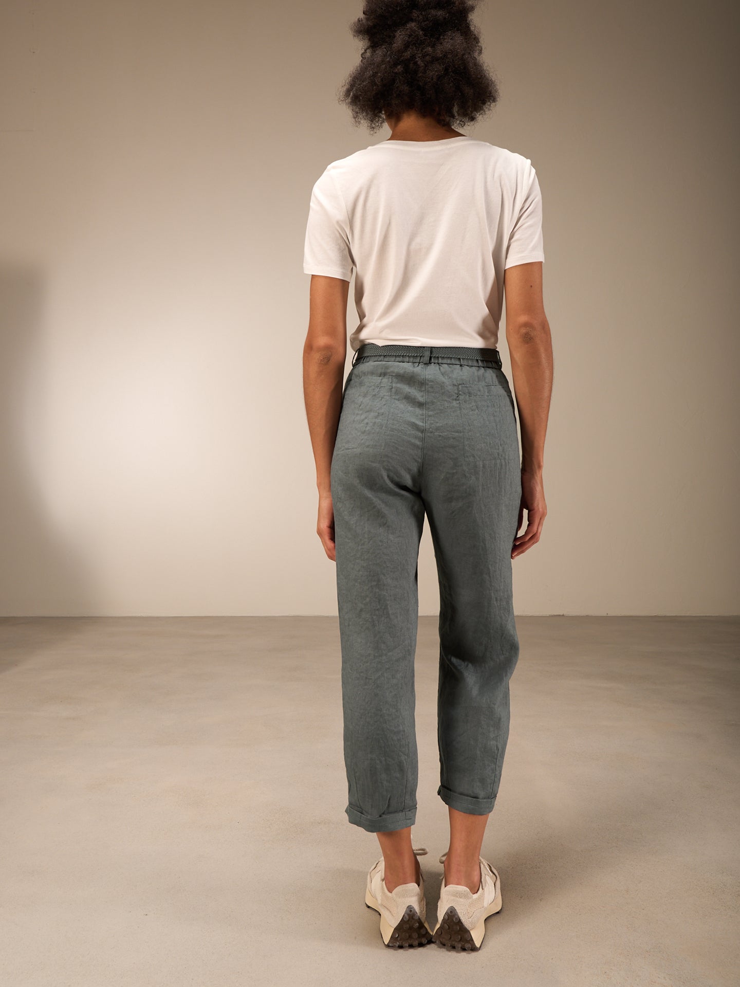 Pants with elastic waistband