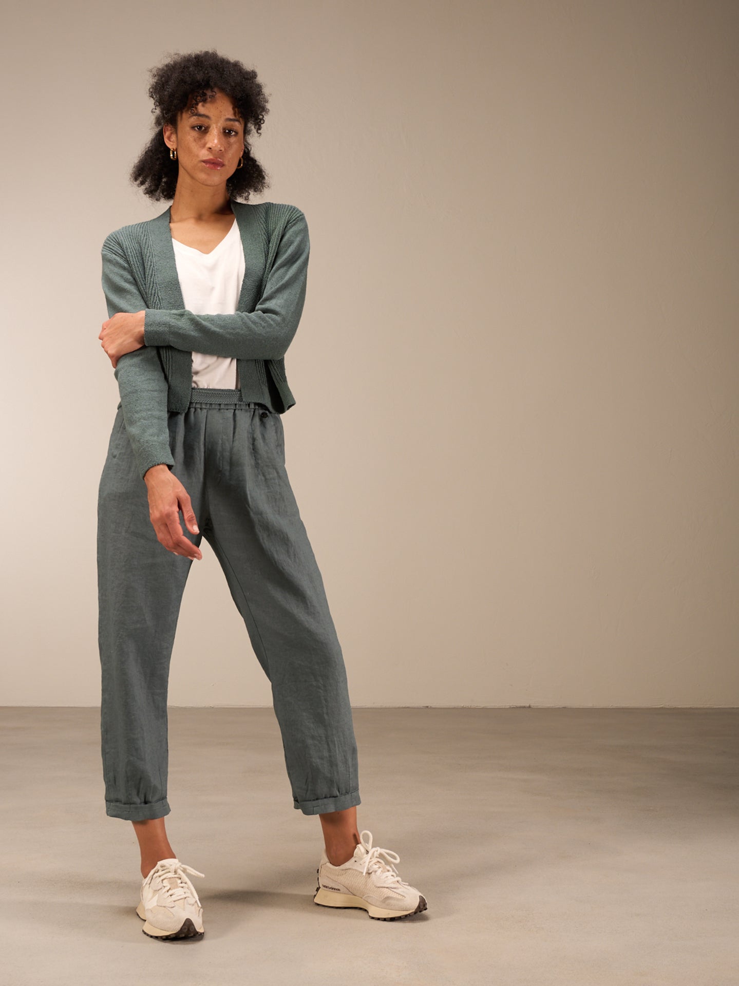 Pants with elastic waistband