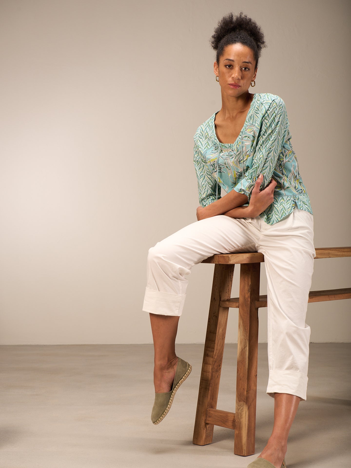 Bluse mit V-Ausschnitt