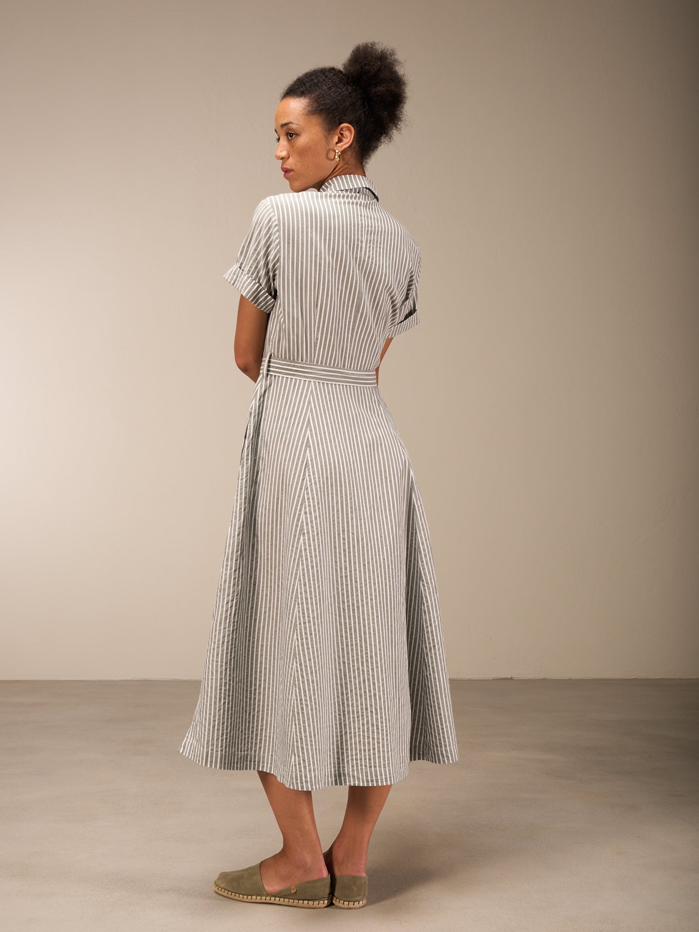Button-down dress