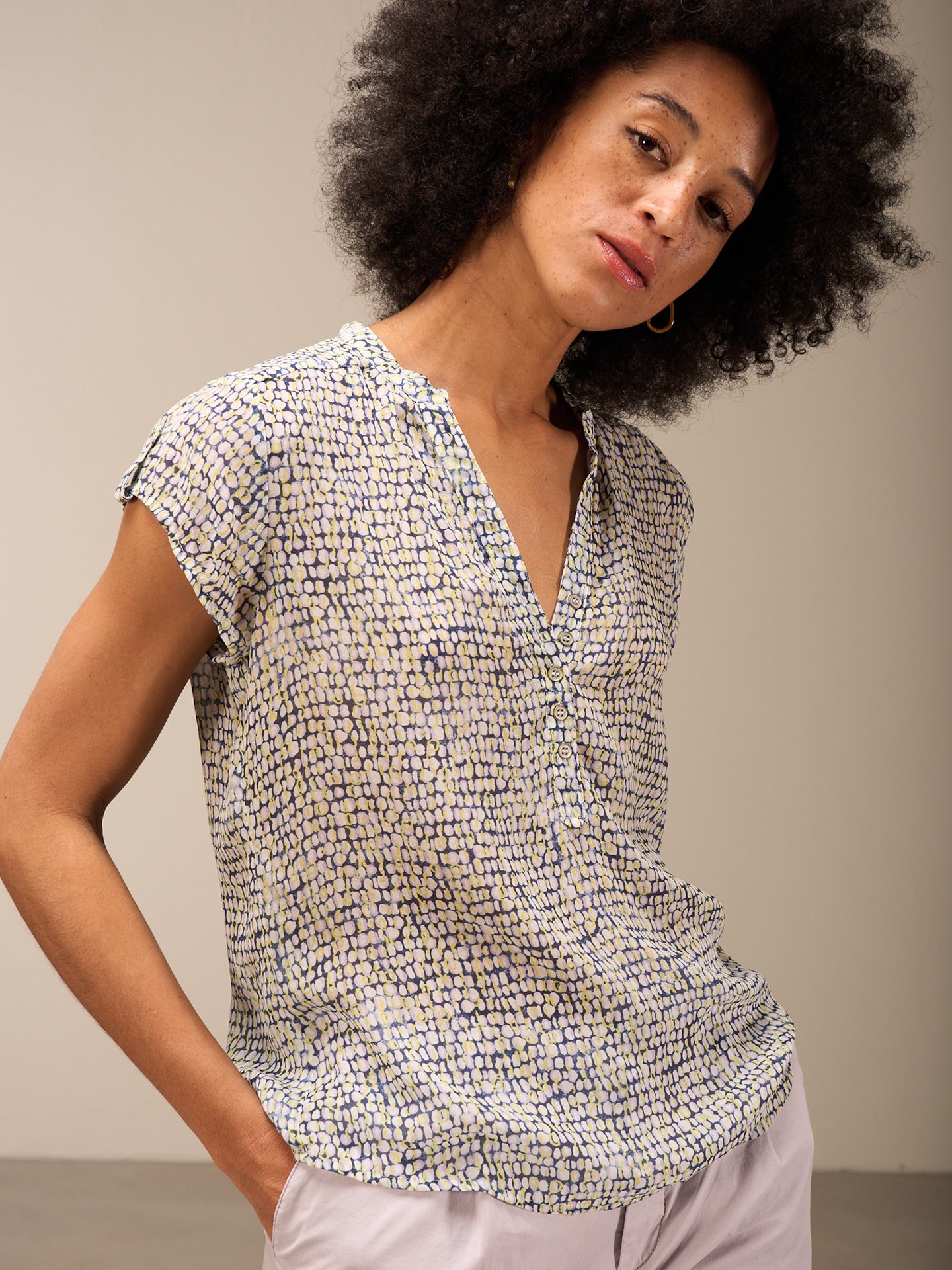 blouse à col rond