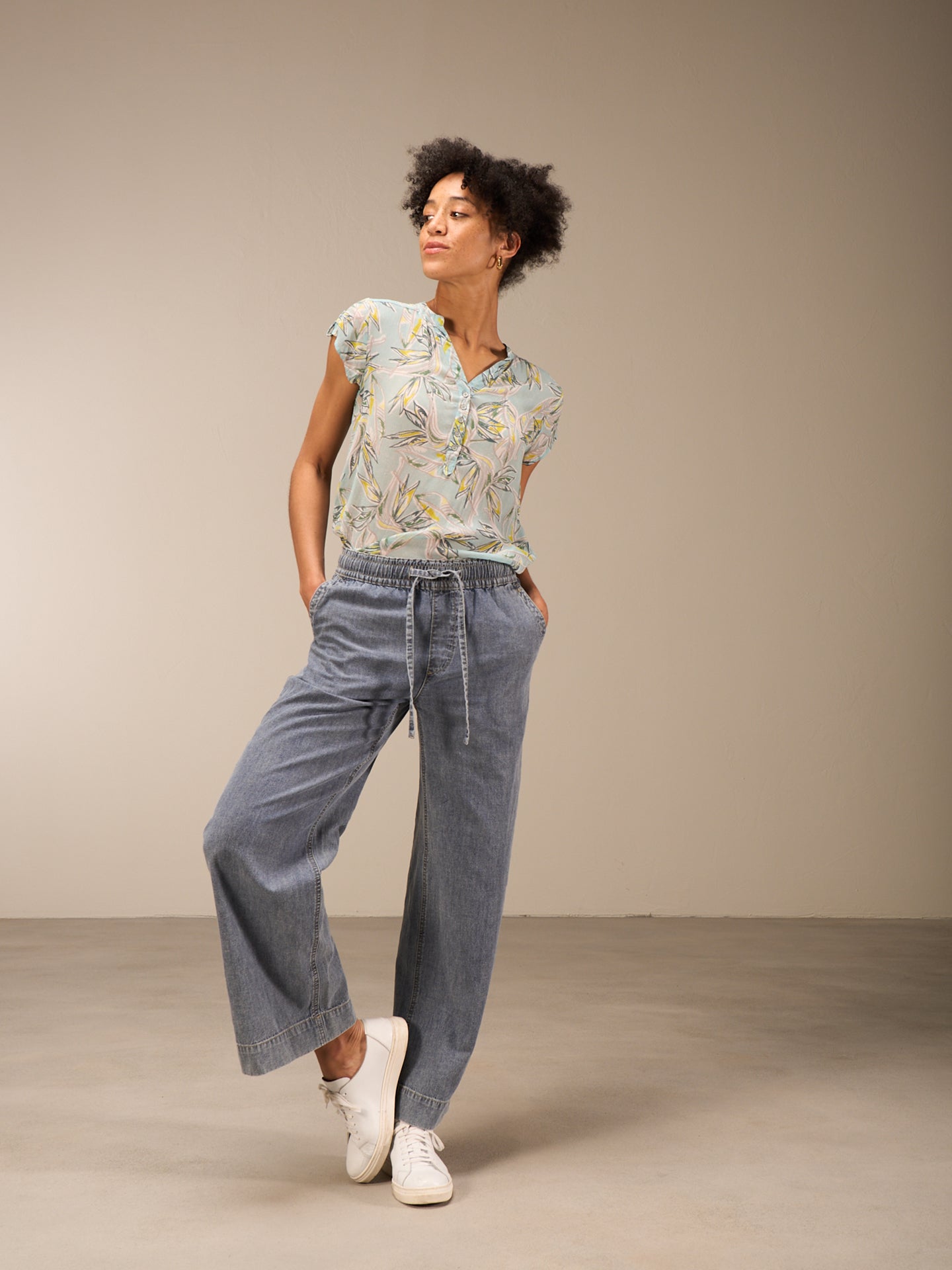 blouse à col rond