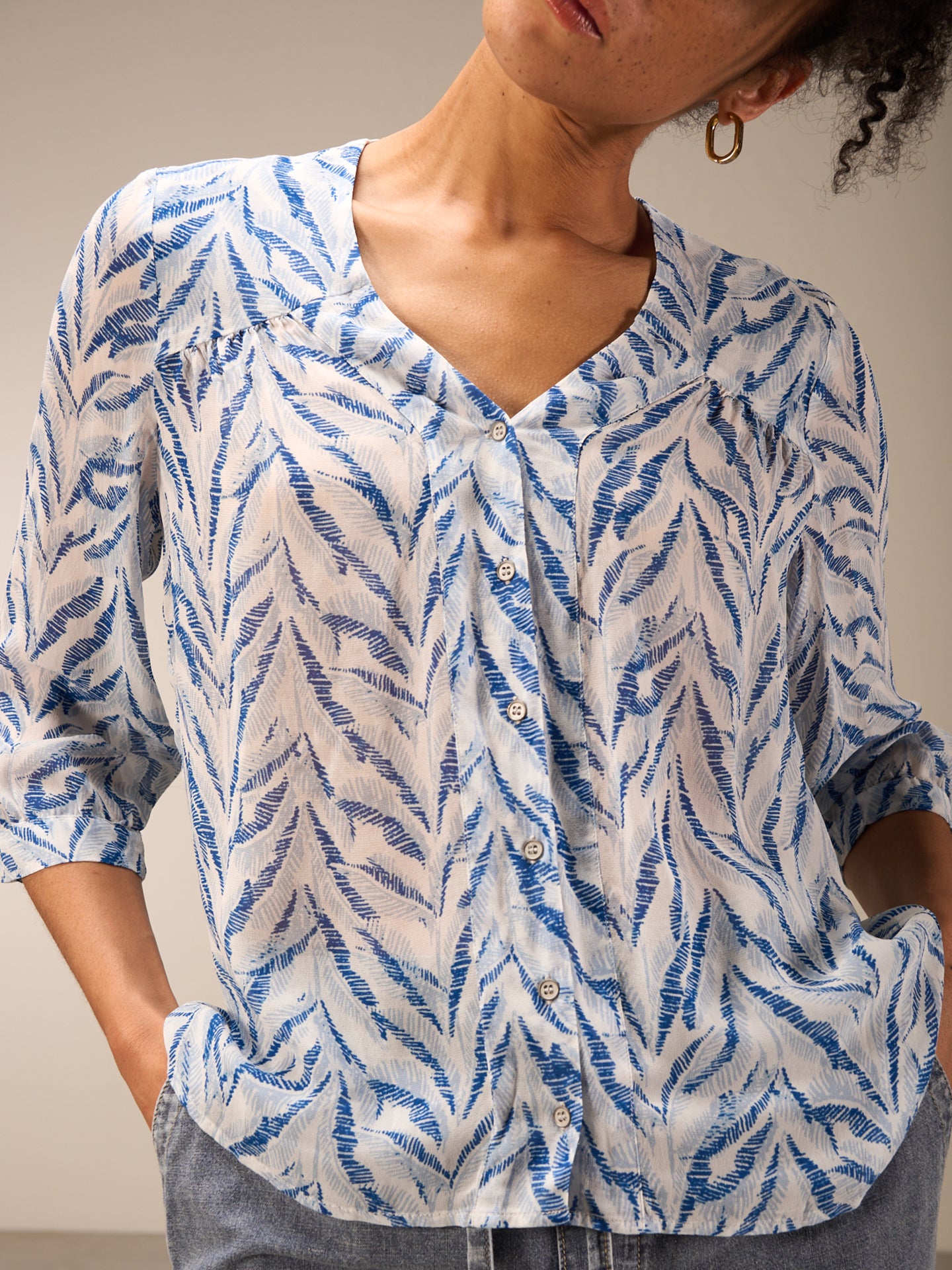 Bluse mit Knopfleiste