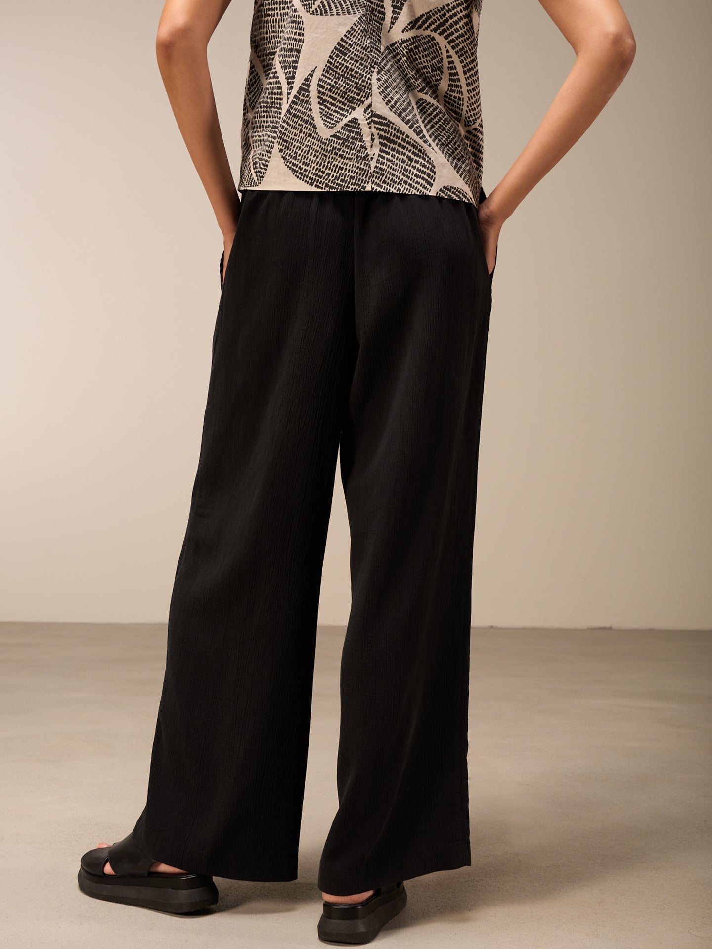 Pantaloni con cintura