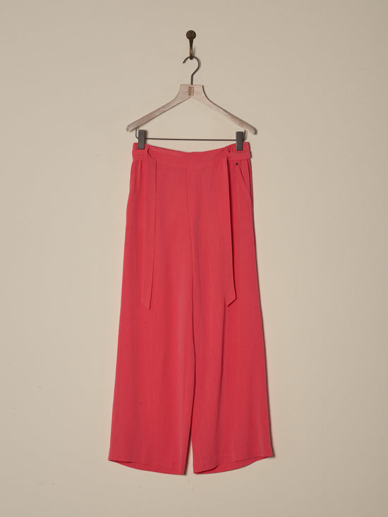 Hose mit Gürtel