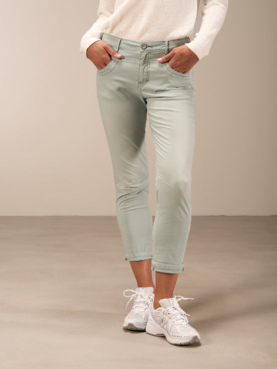 pantalon tapered