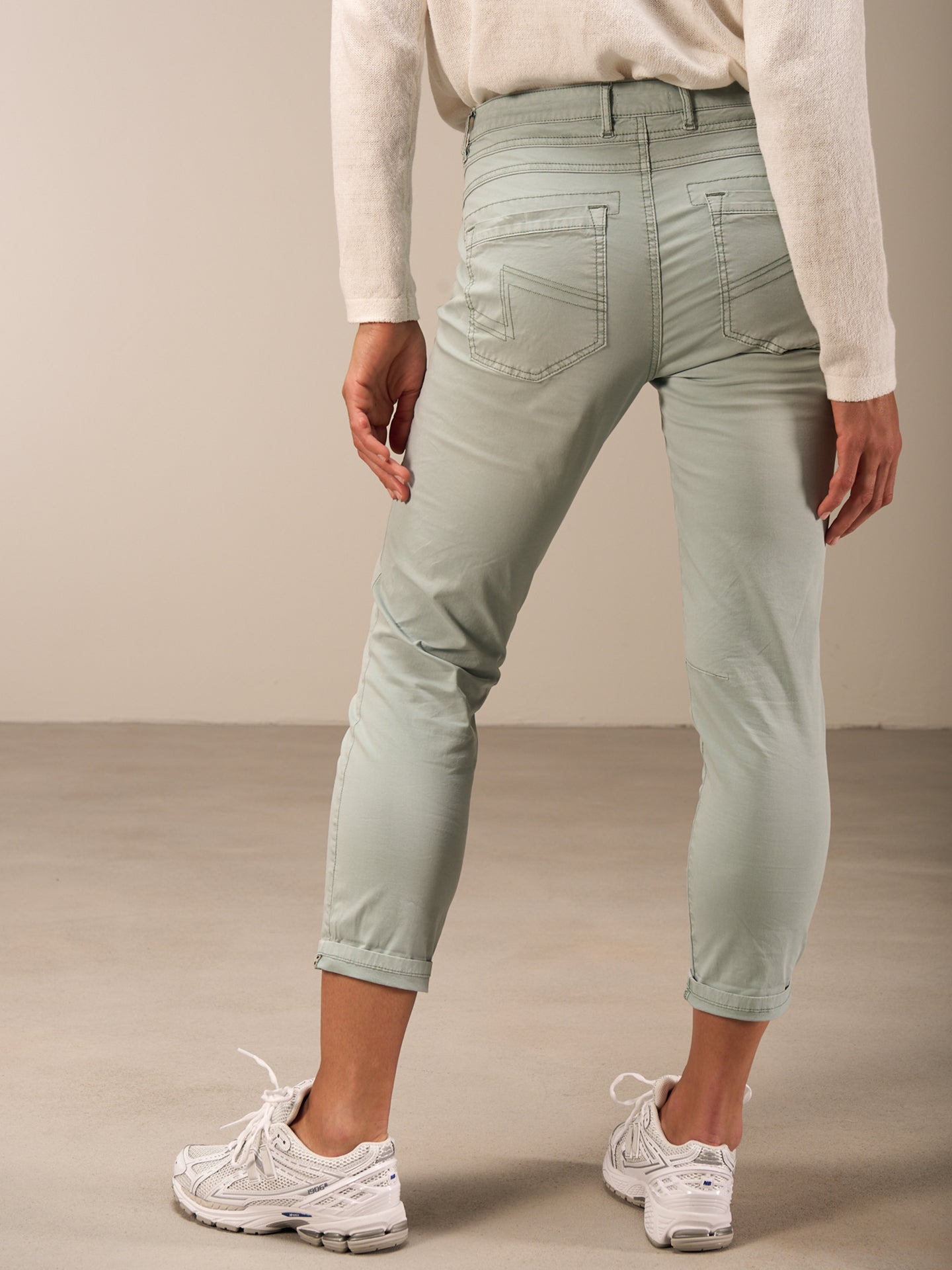pantalon tapered