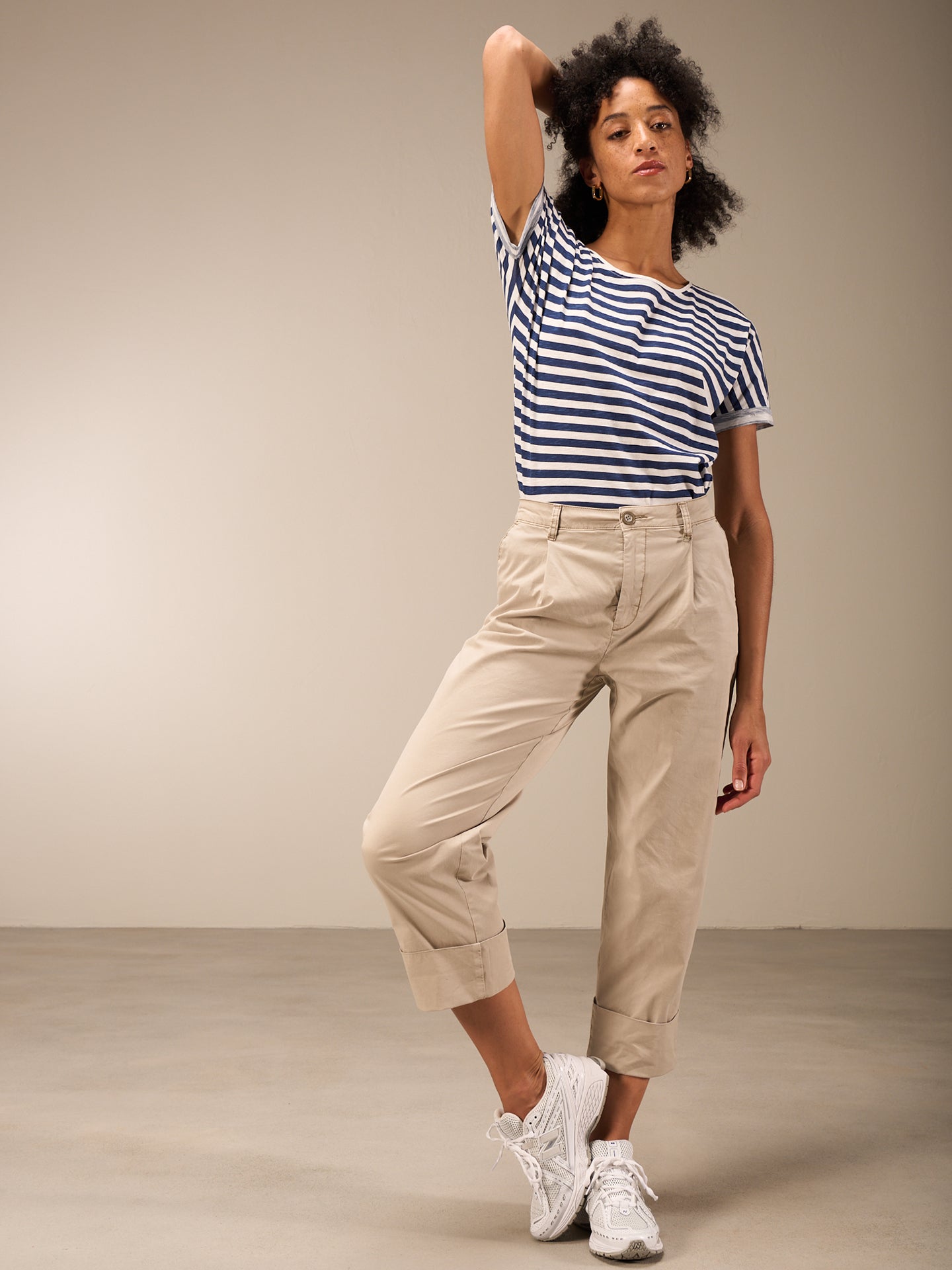 Pants with pleats