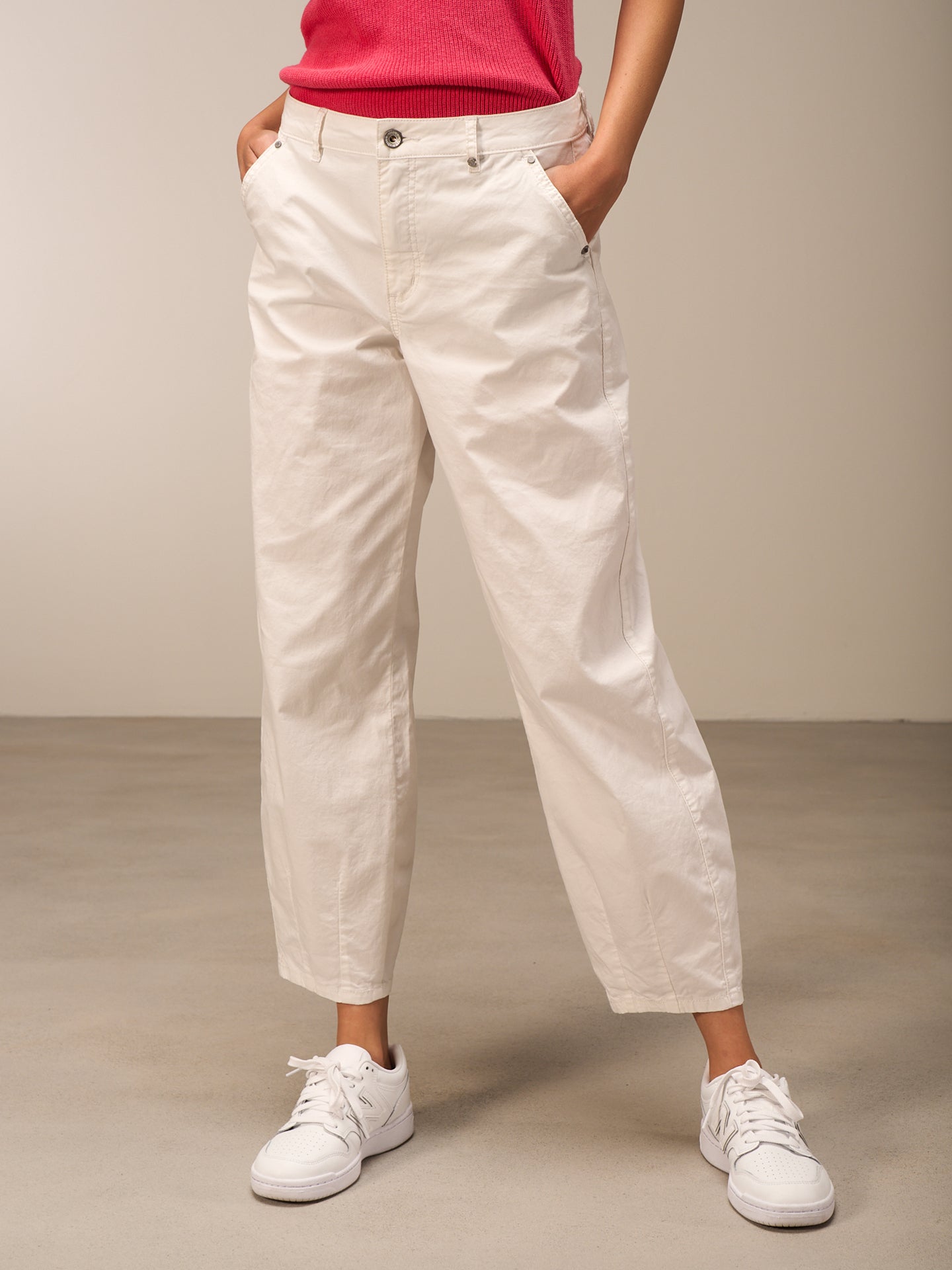 Barrel-leg jeans