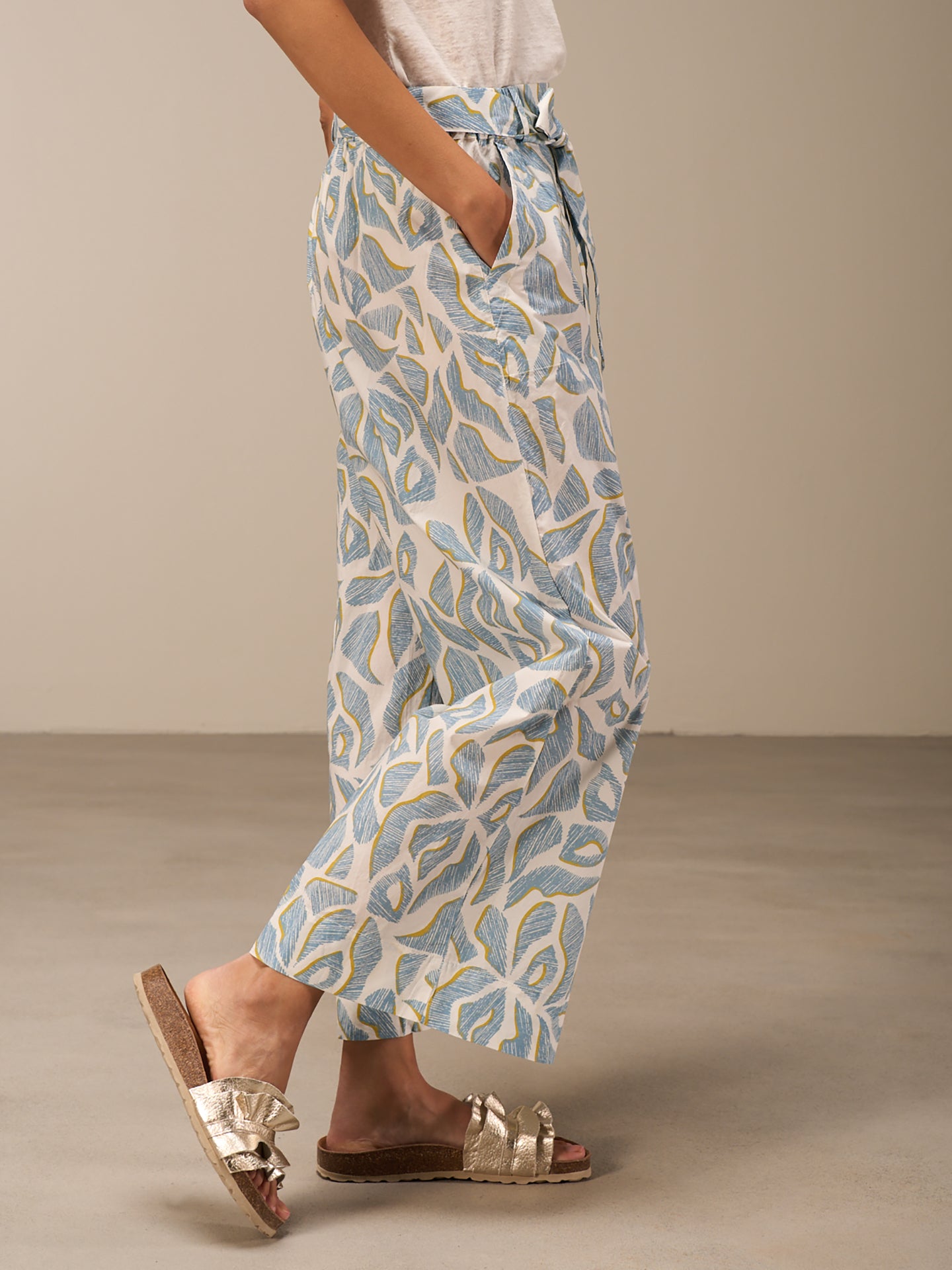 Printed pants