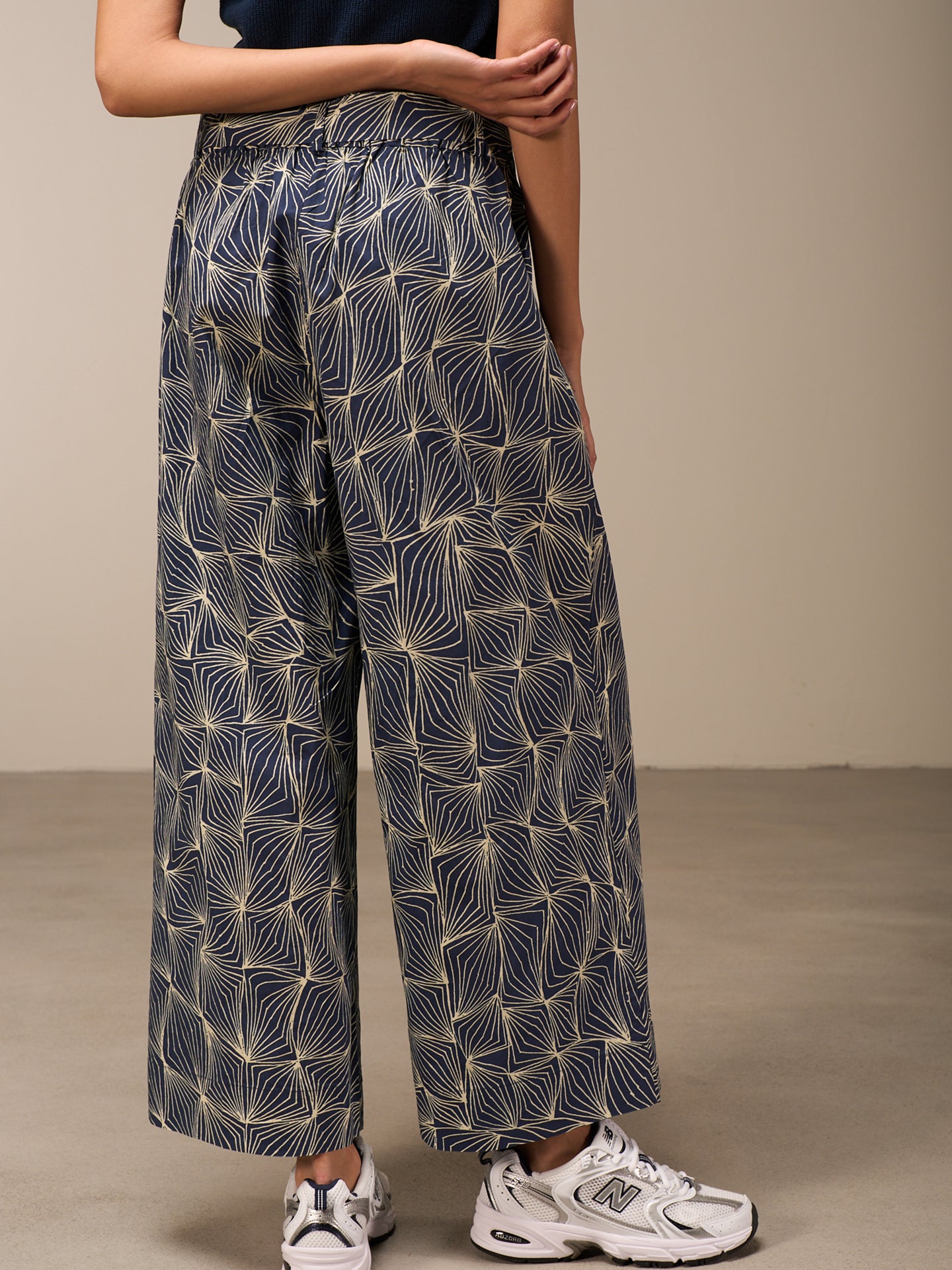 Printed pants