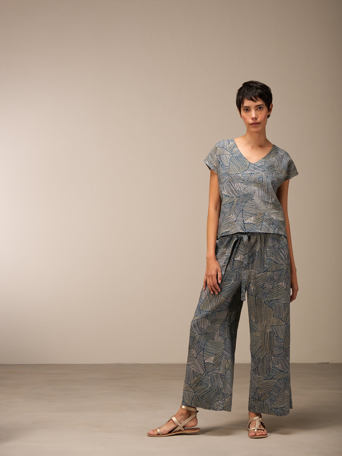 Pantaloni in lino