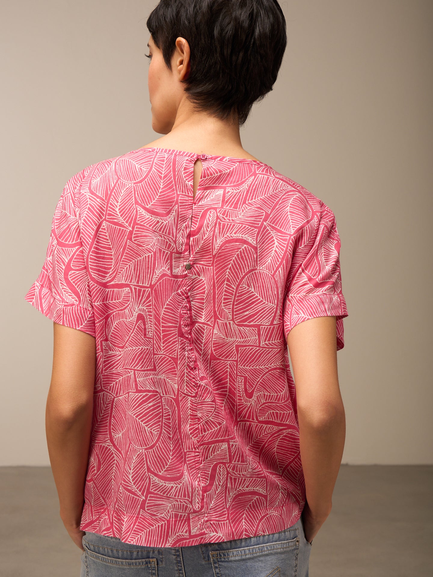 Blusa con scollo rotondo