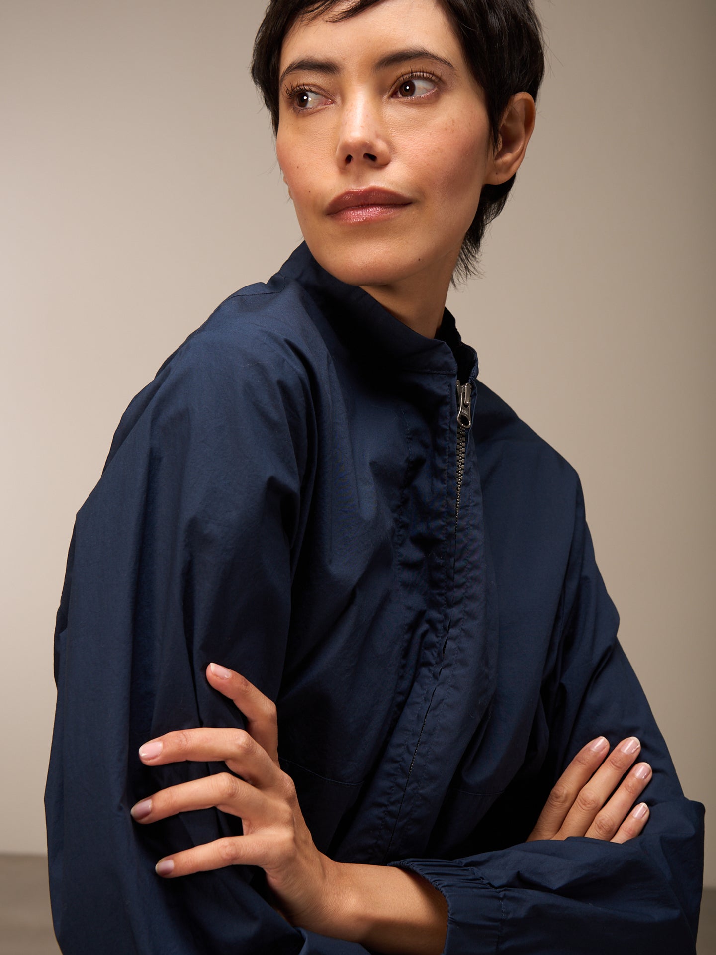 Jacket with stand-up collar