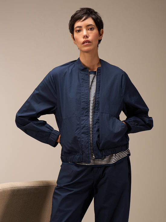 Jacke mit Stehkragen