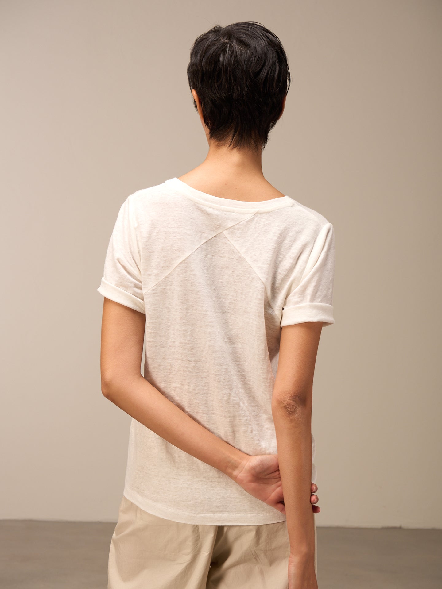 T-shirt avec col en V