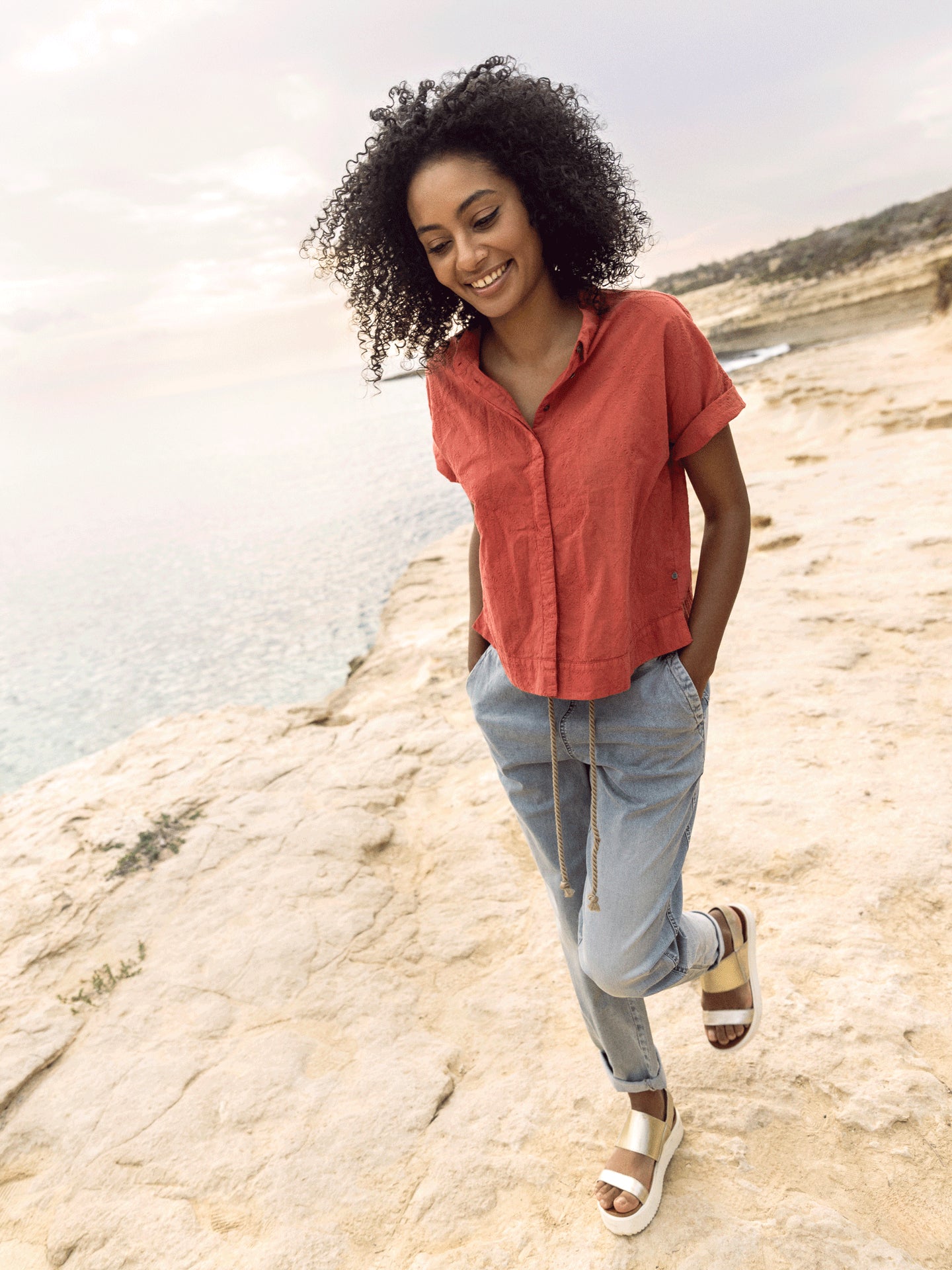 blouse brodée