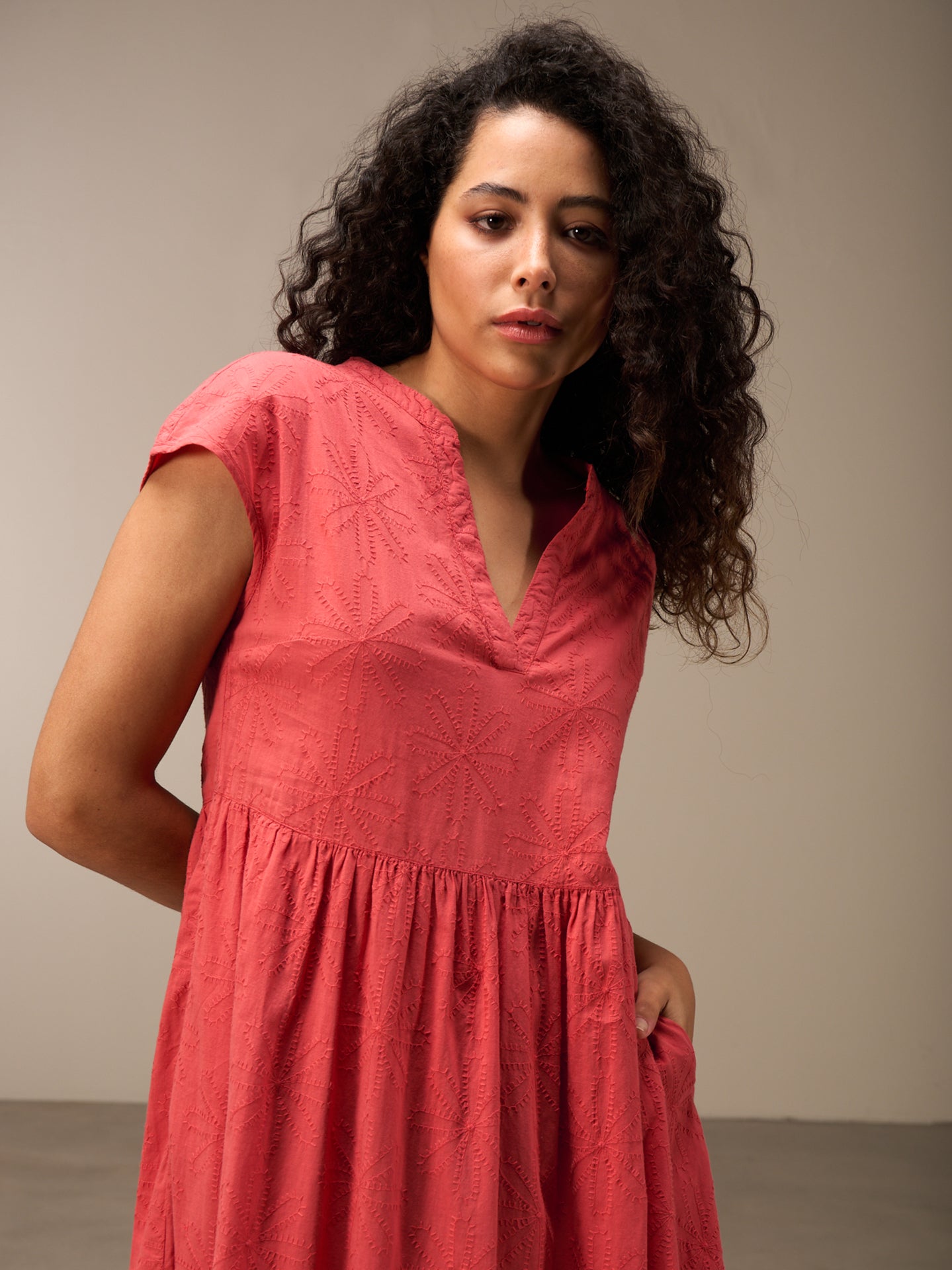 robe avec col en V