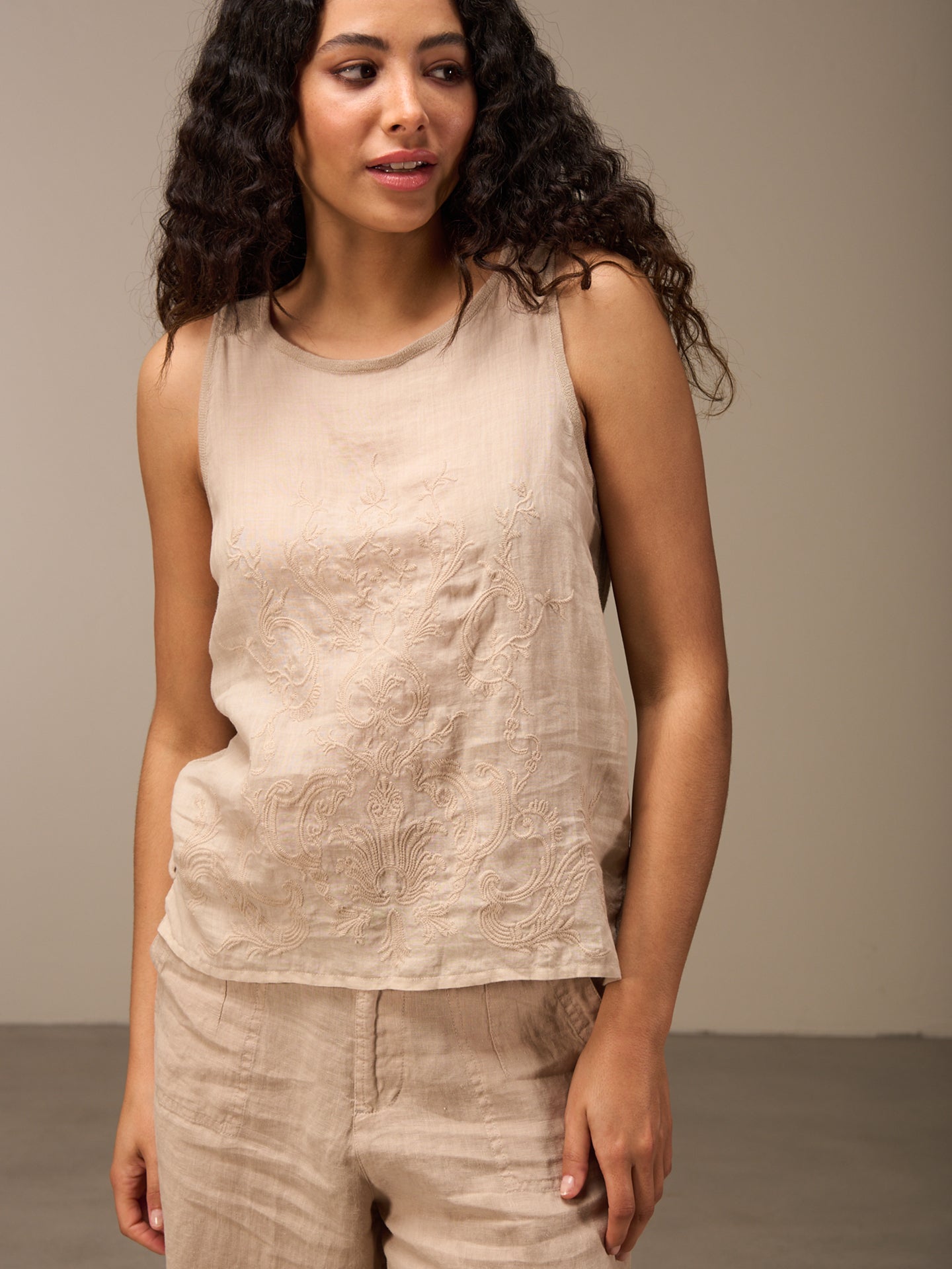 Round-neck top