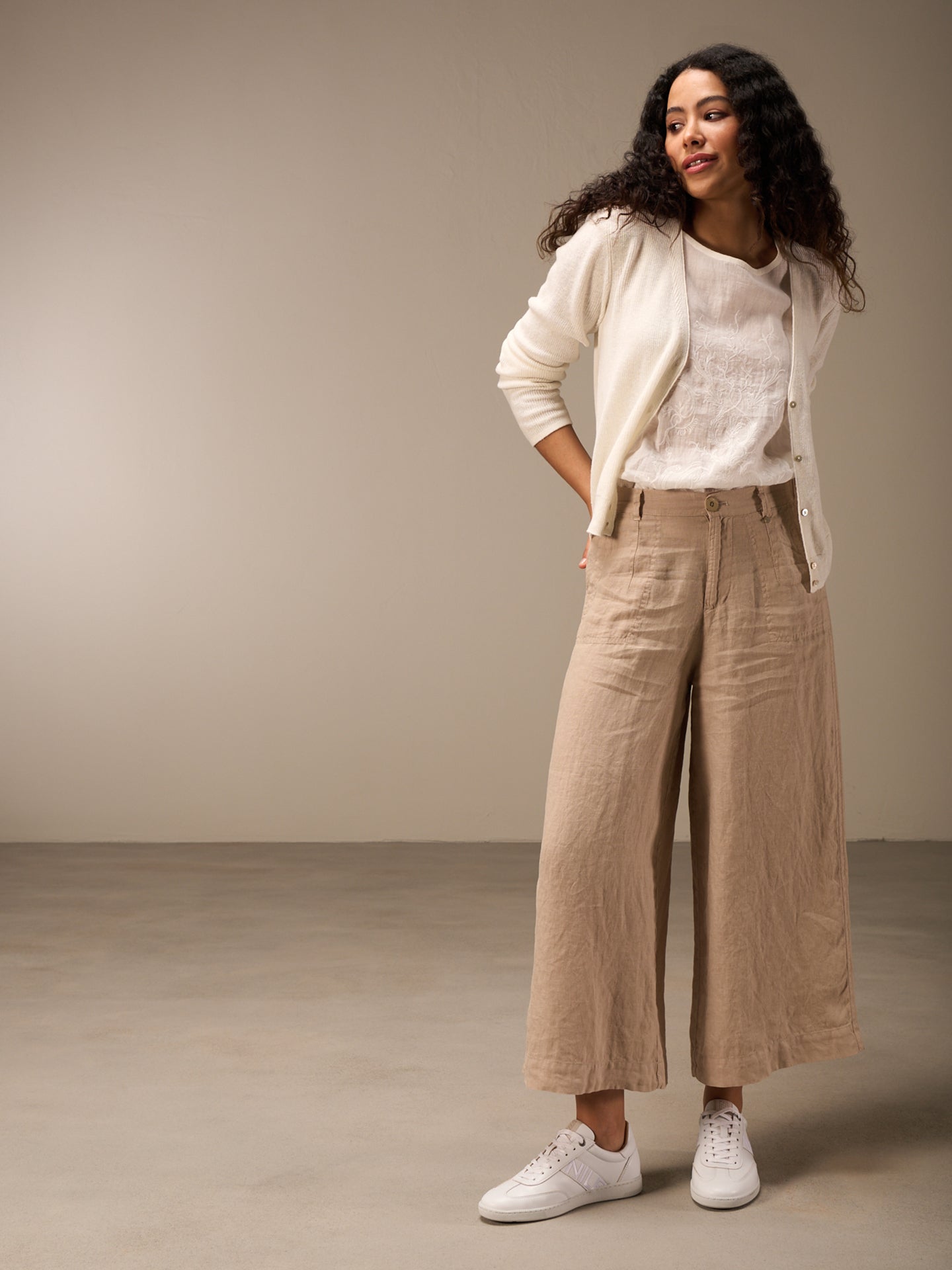 Round-neck top
