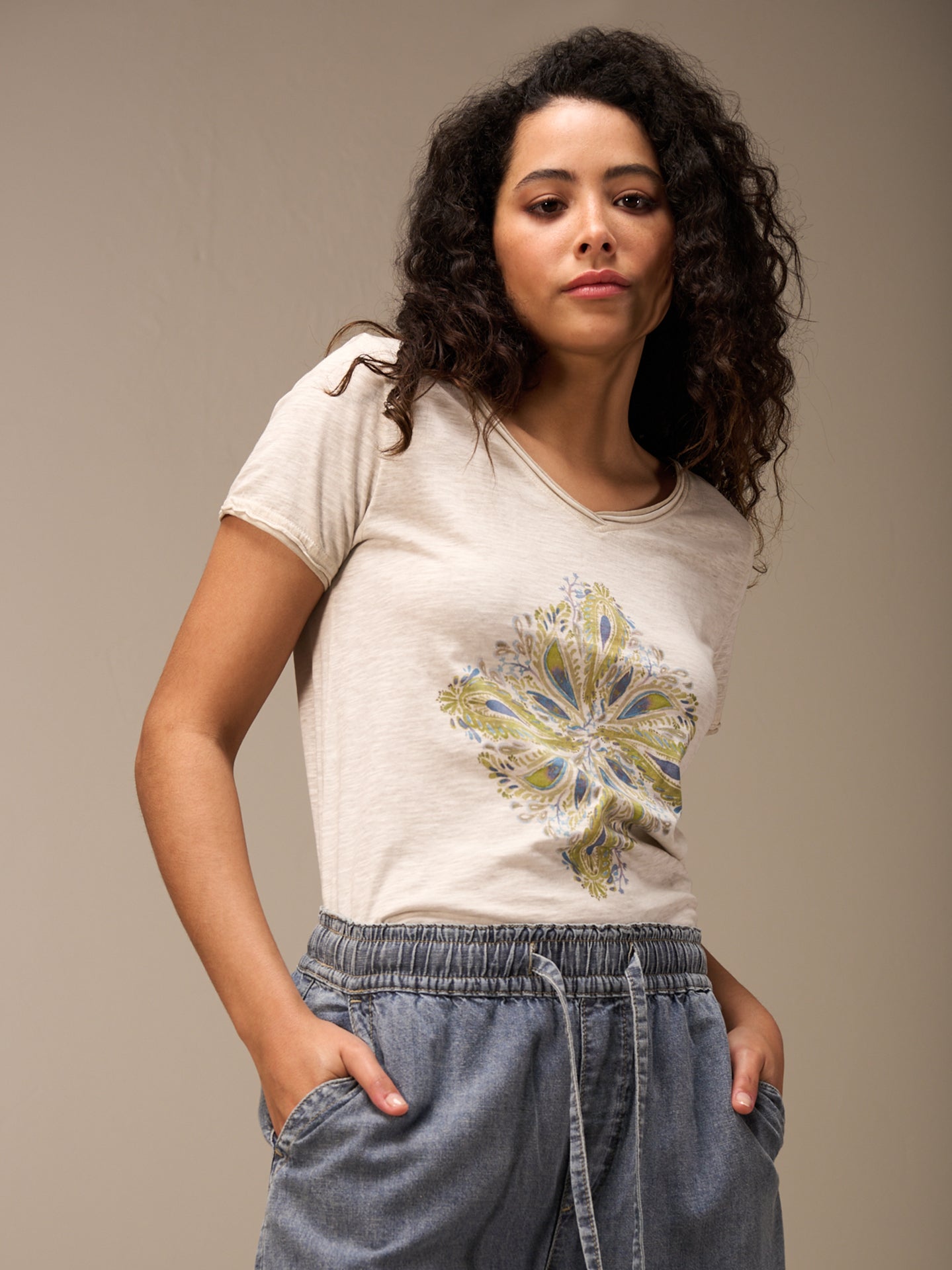 Short-sleeved shirt