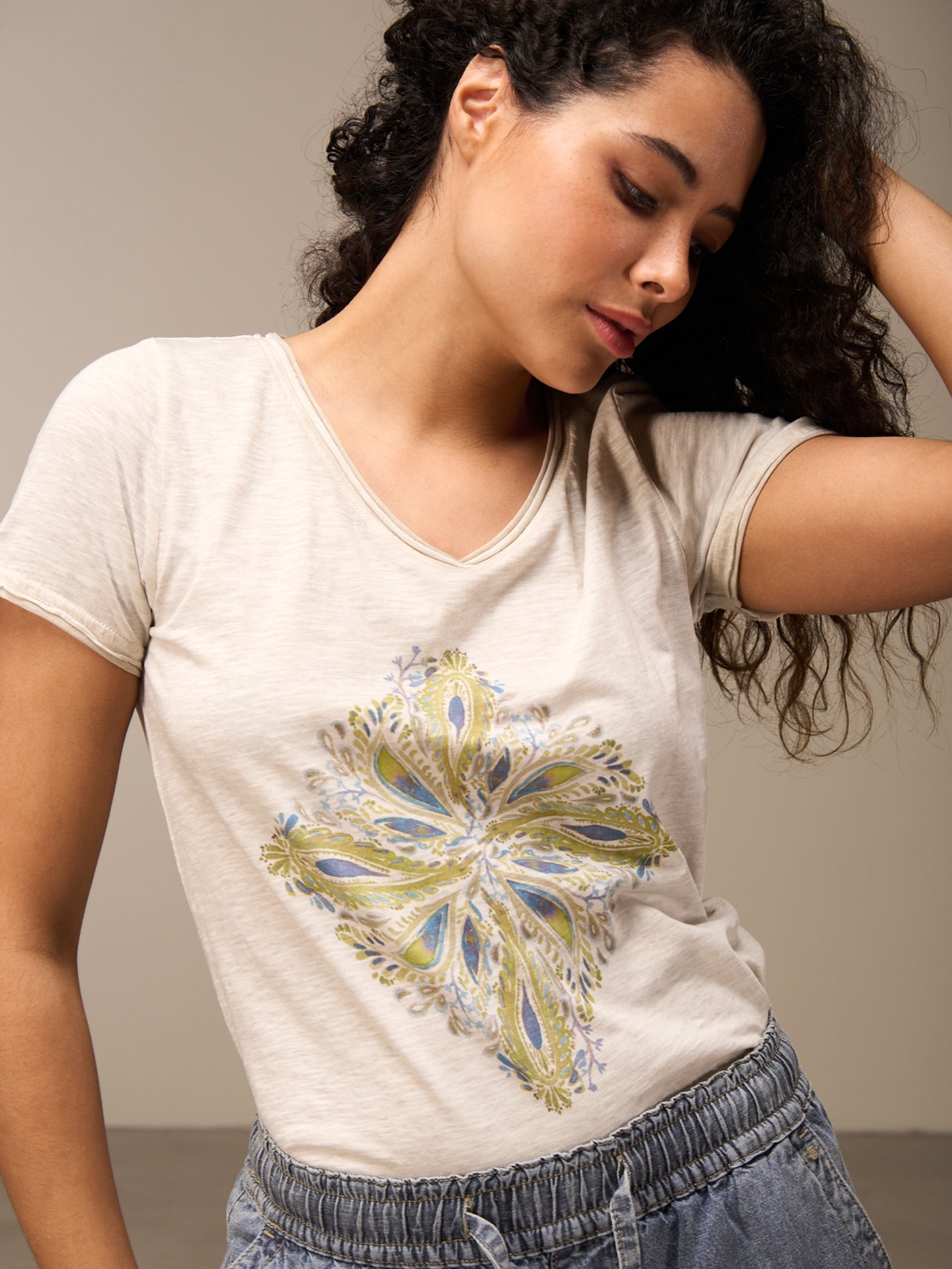 Short-sleeved shirt