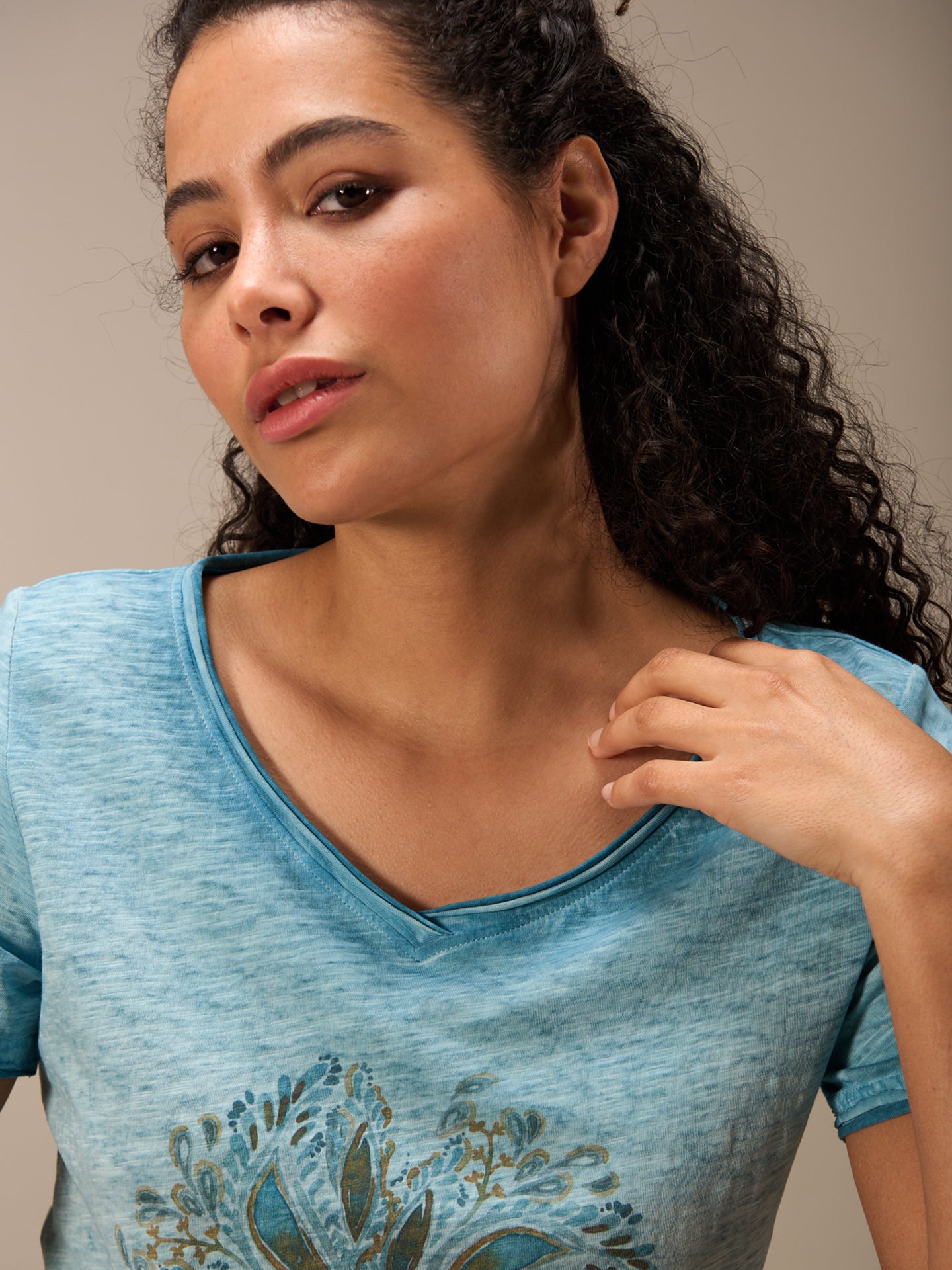 Short-sleeved shirt