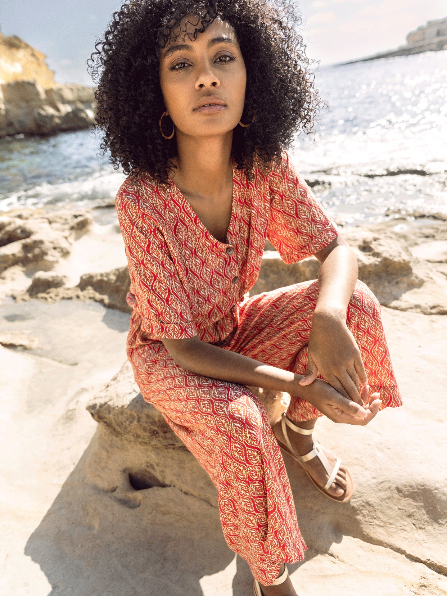Tuta jumpsuit con scollo a V