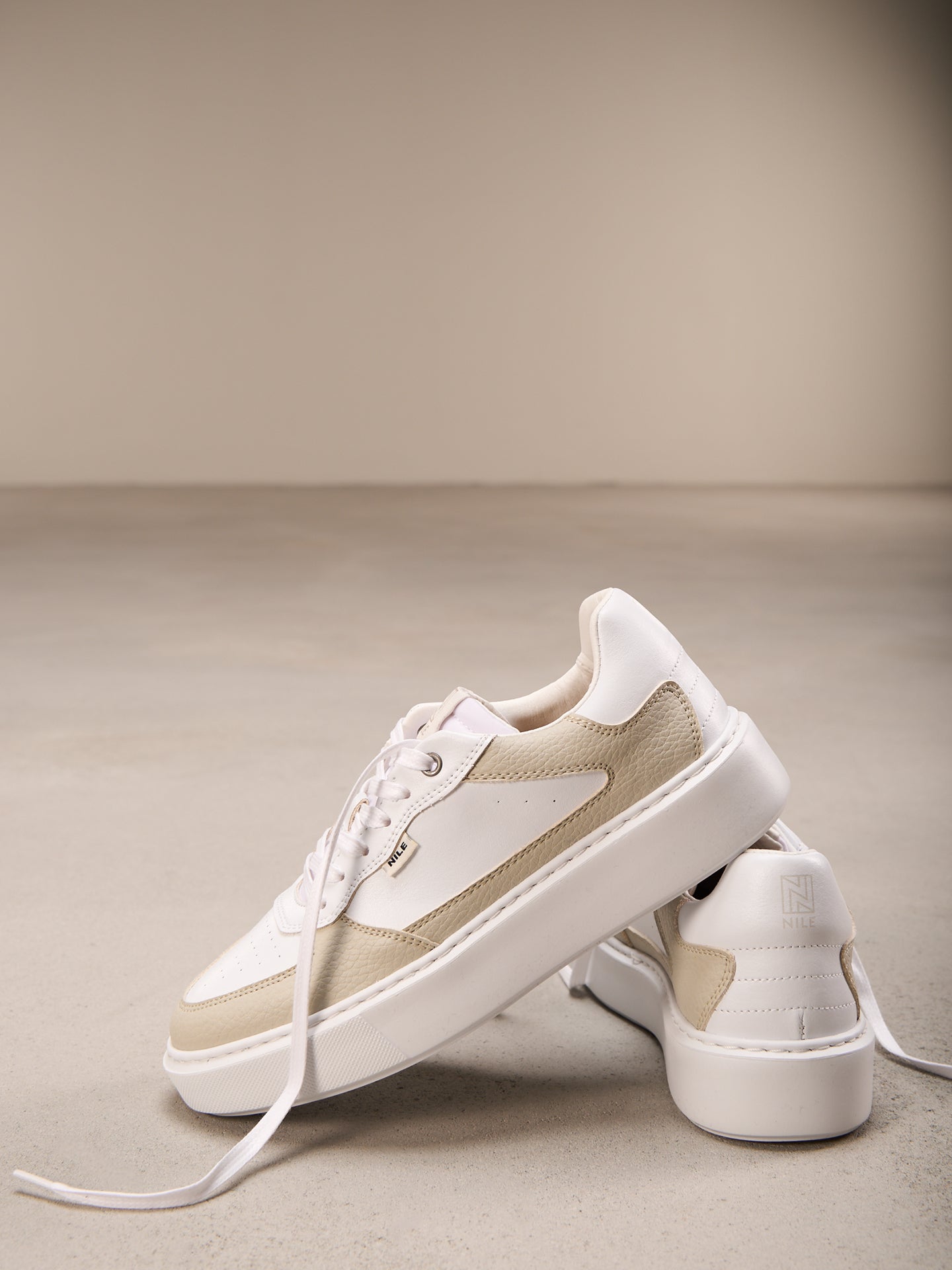 Sneaker N86