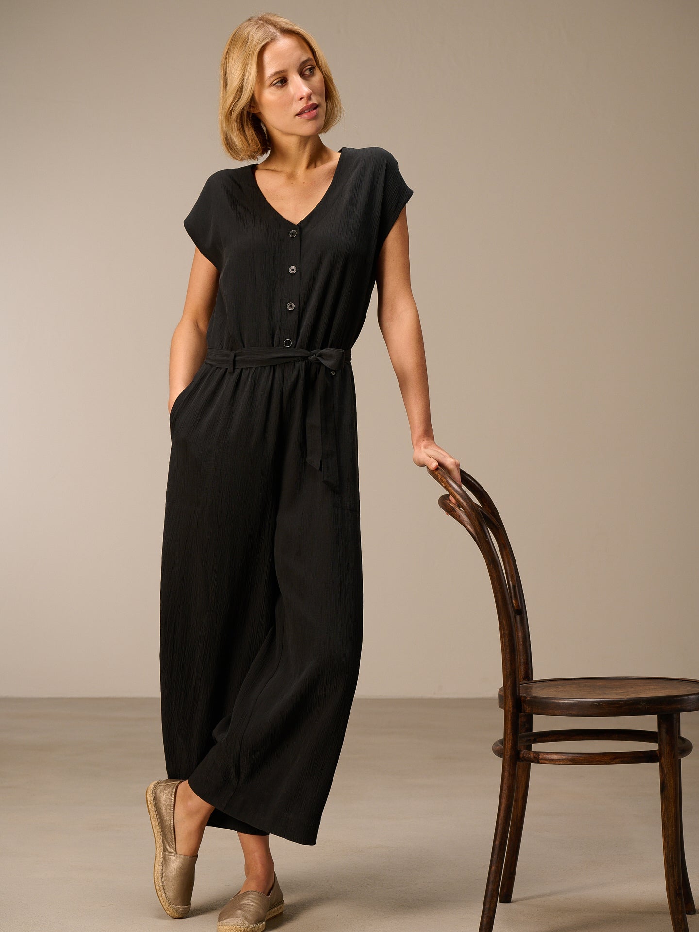 Jumpsuit mit Gürtel