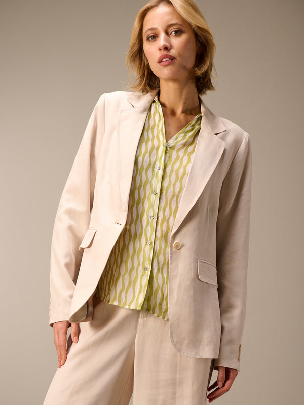 Blazer with notch lapel