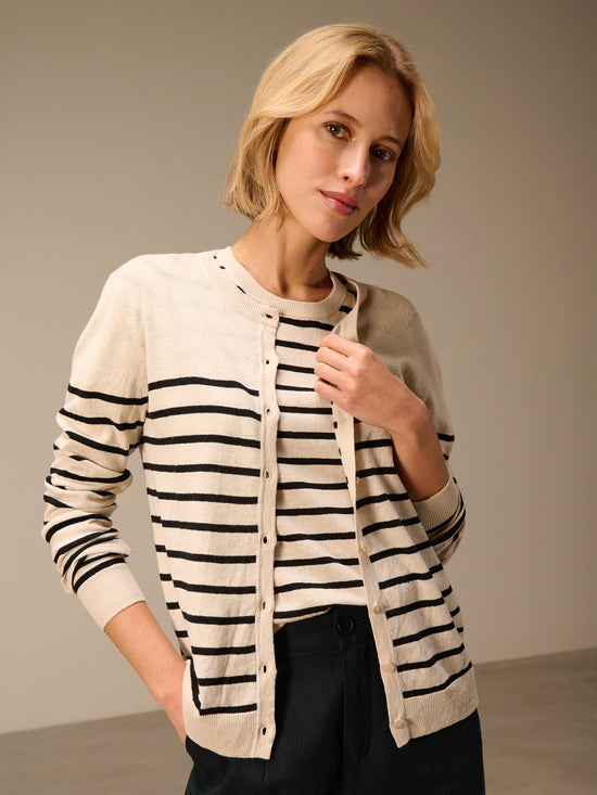 Strickjacke mit Leinen