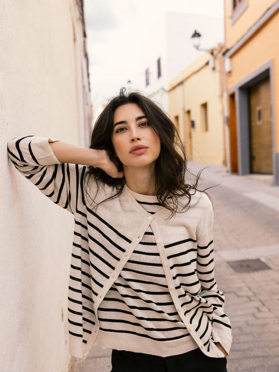 Strickjacke mit Leinen