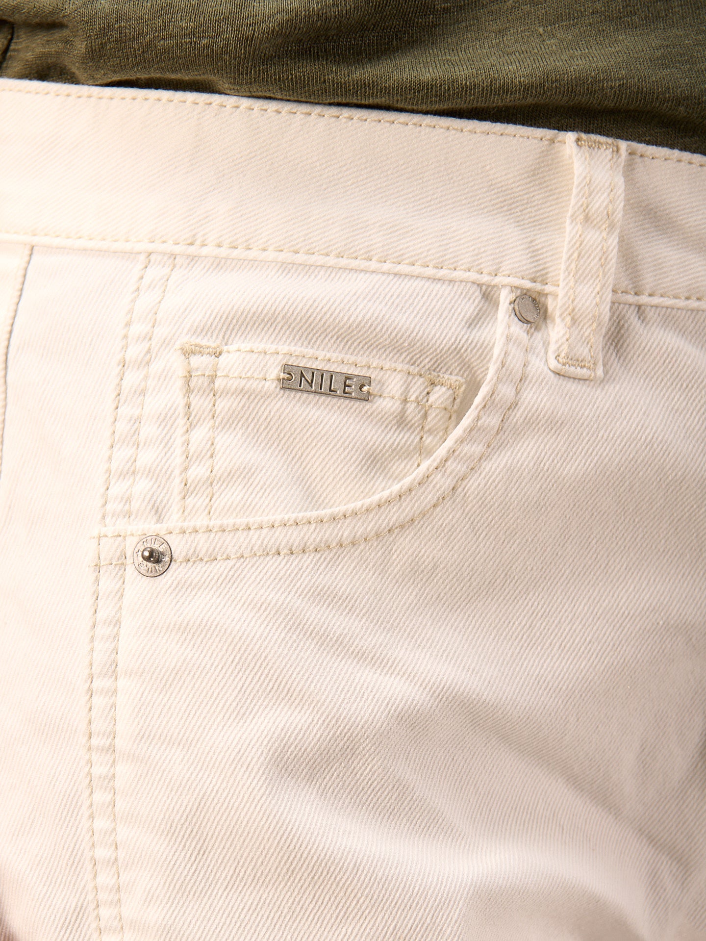 Barrel-leg jeans