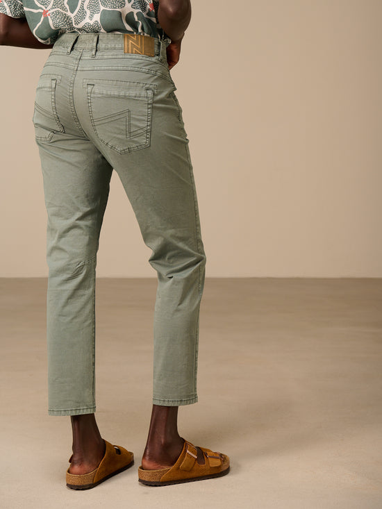 Tapered pants