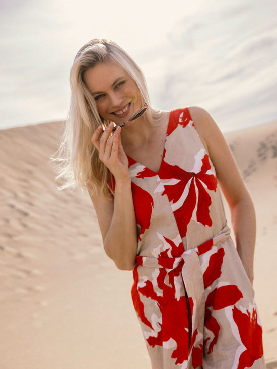 Jumpsuit mit Gürtel