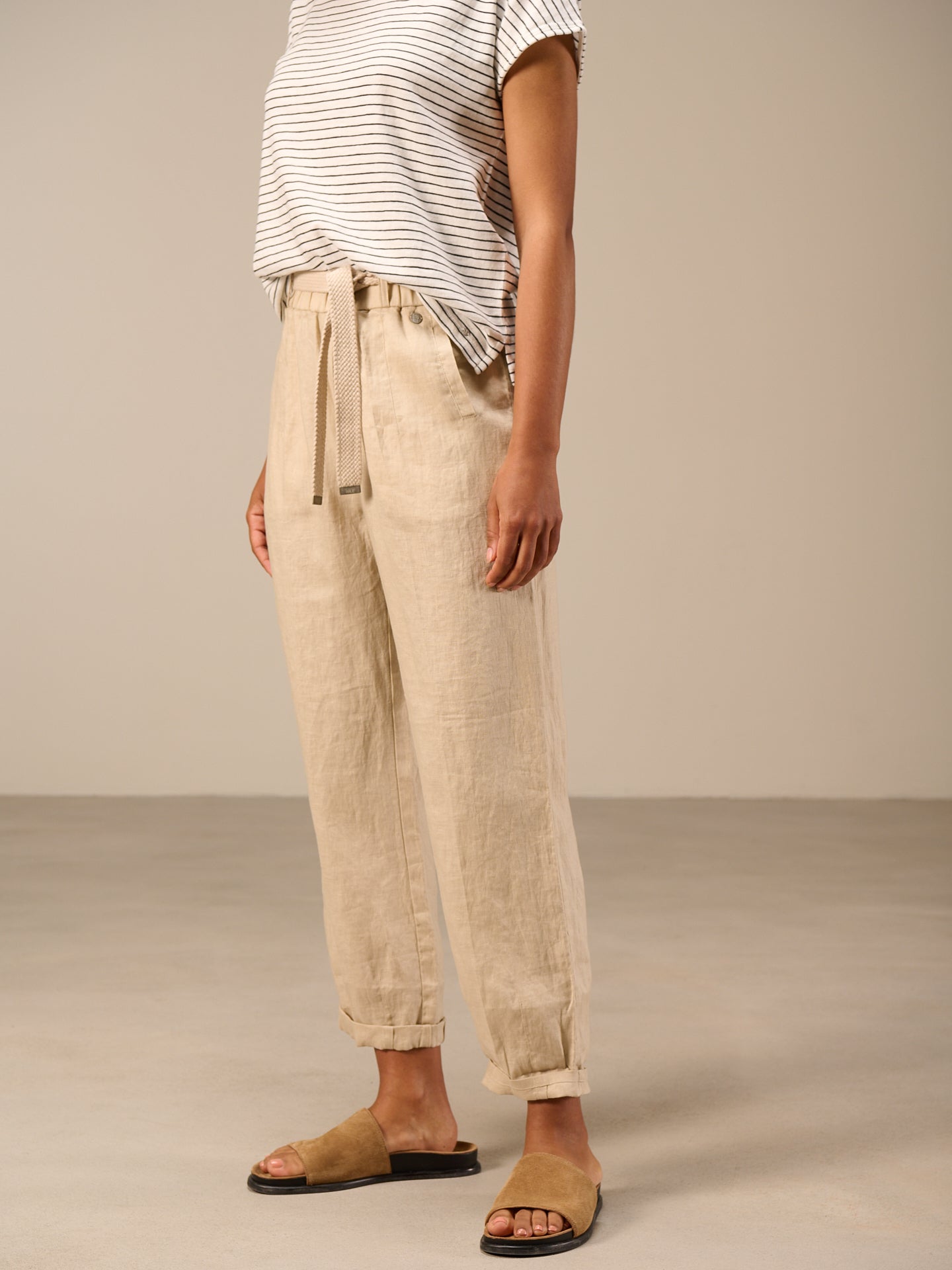 Pantaloni con vita elastica
