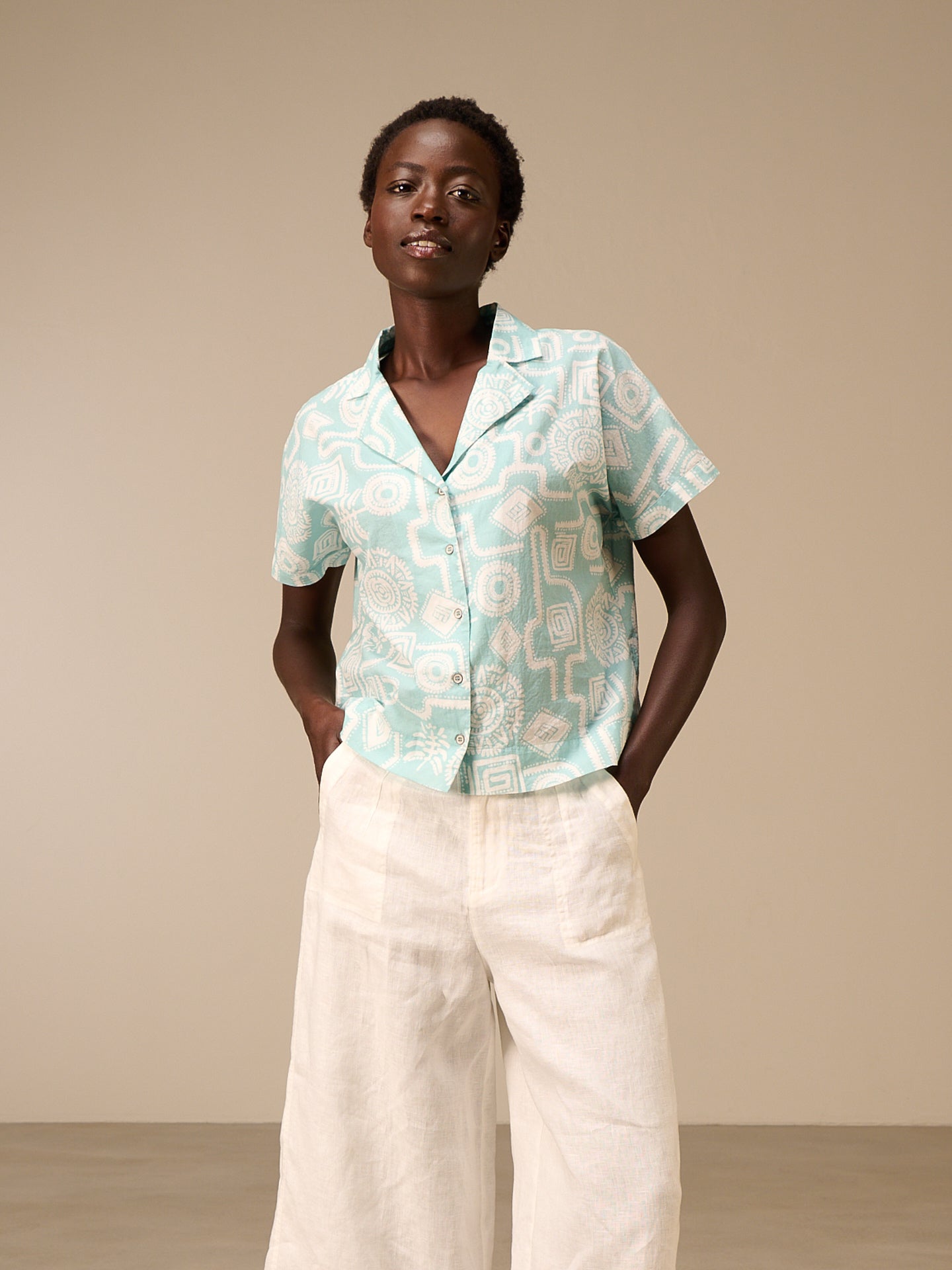 chemise à manches courtes
